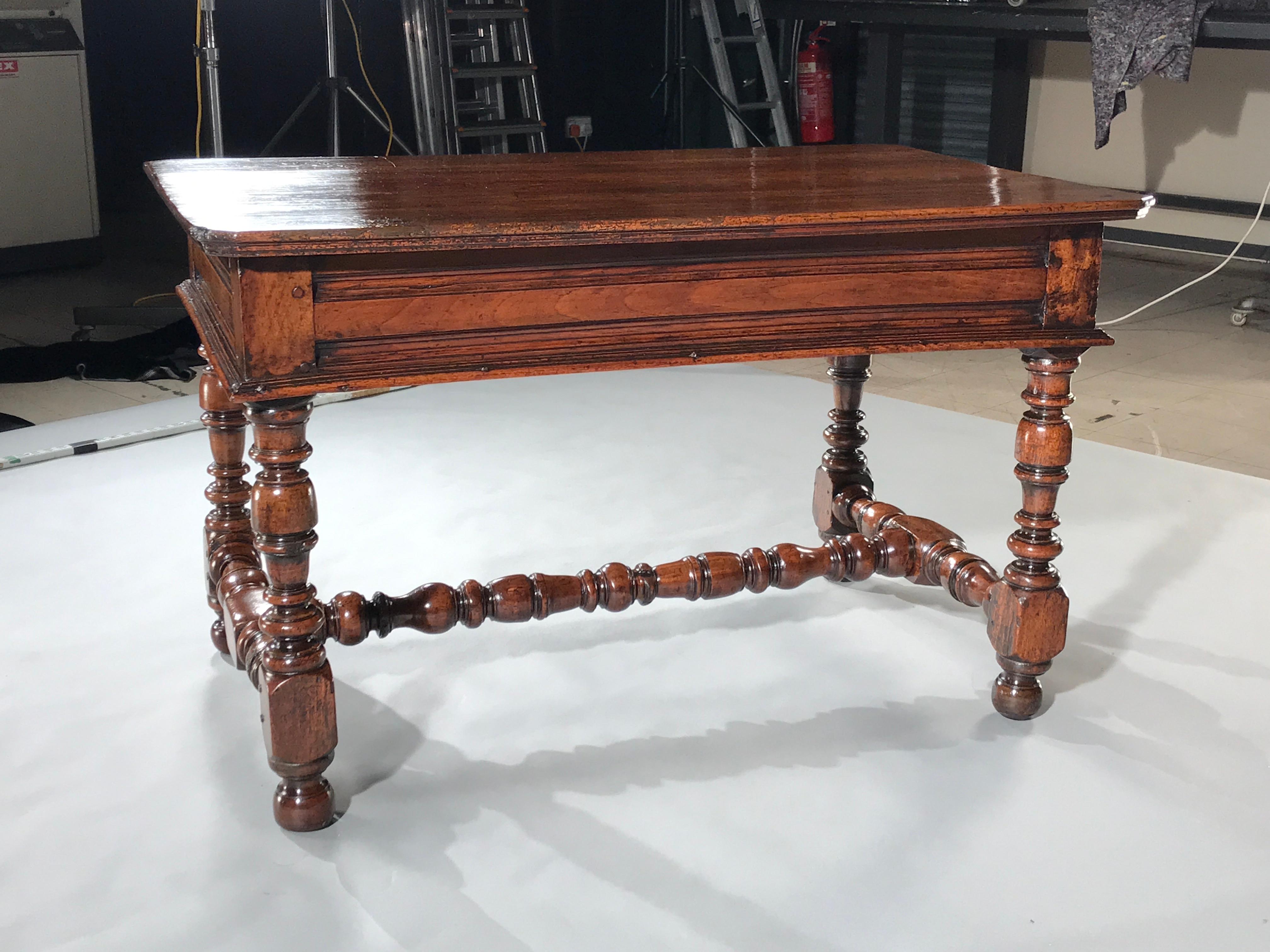 Table Centre Desk Writing Walnut Double Dolphin Handle Genoa Baroque For Sale 9