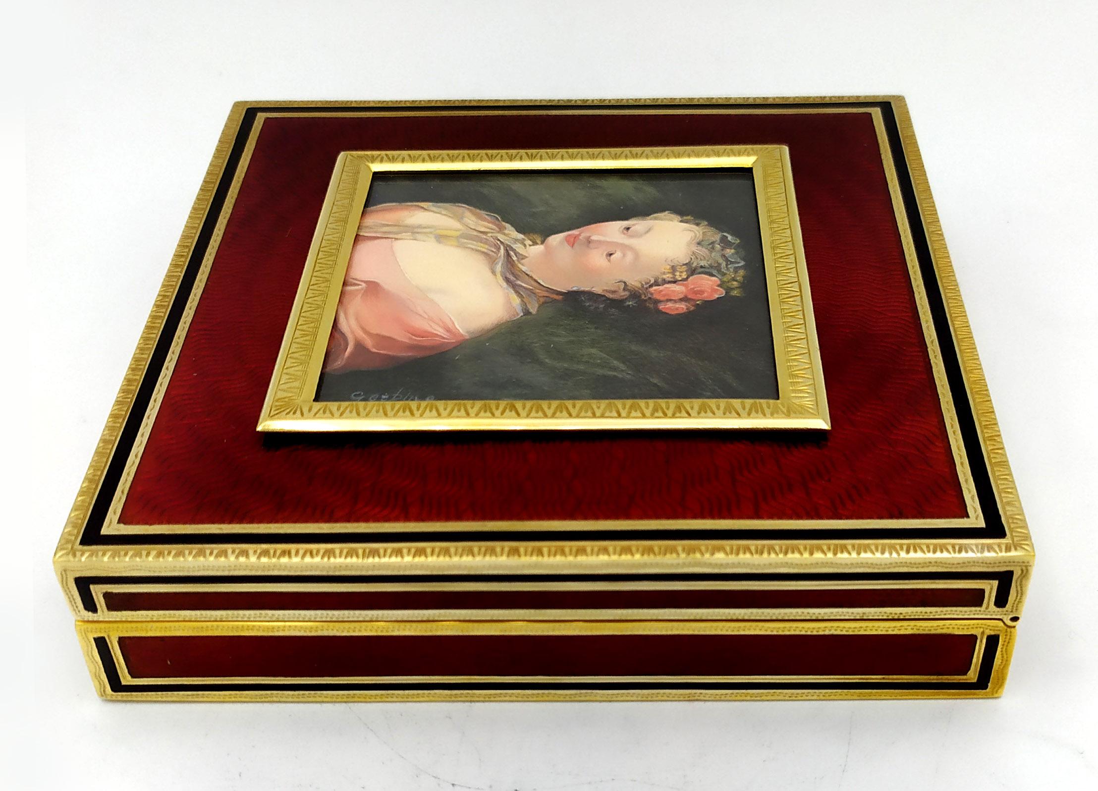 Cigarrera de mesa pintada a mano al temple sobre marfil vegetal Salimbeni. Chapado en oro en venta