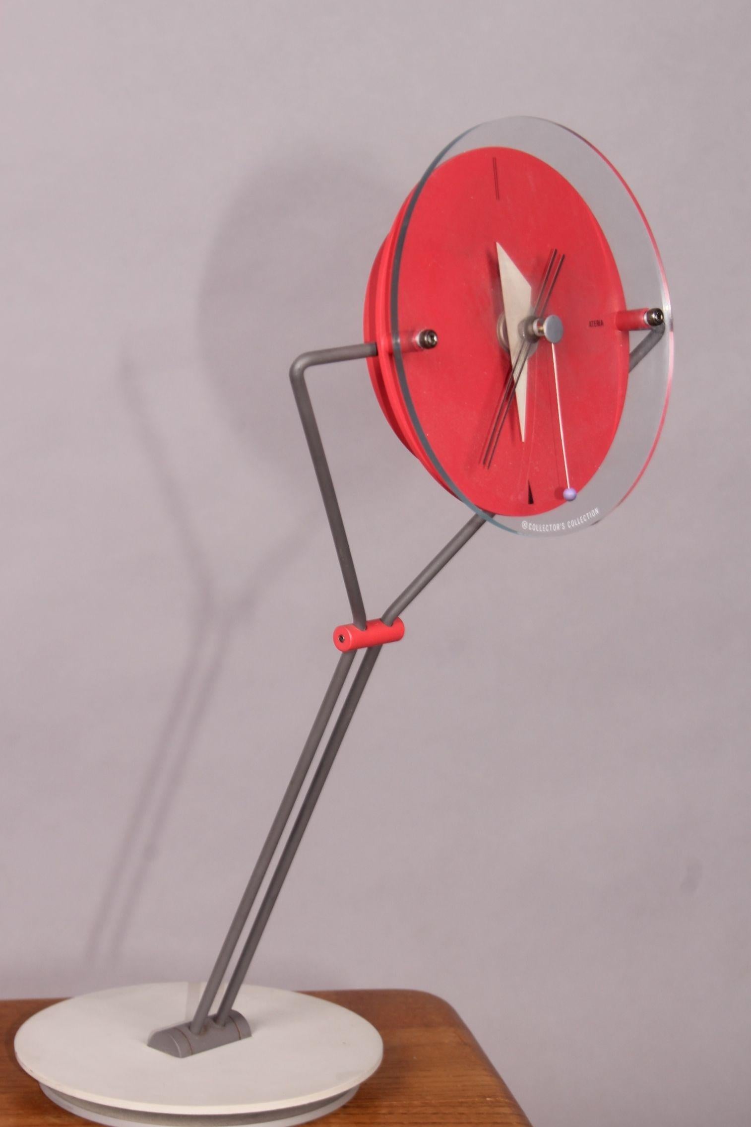 Table Clock In Good Condition In grand Lancy, CH