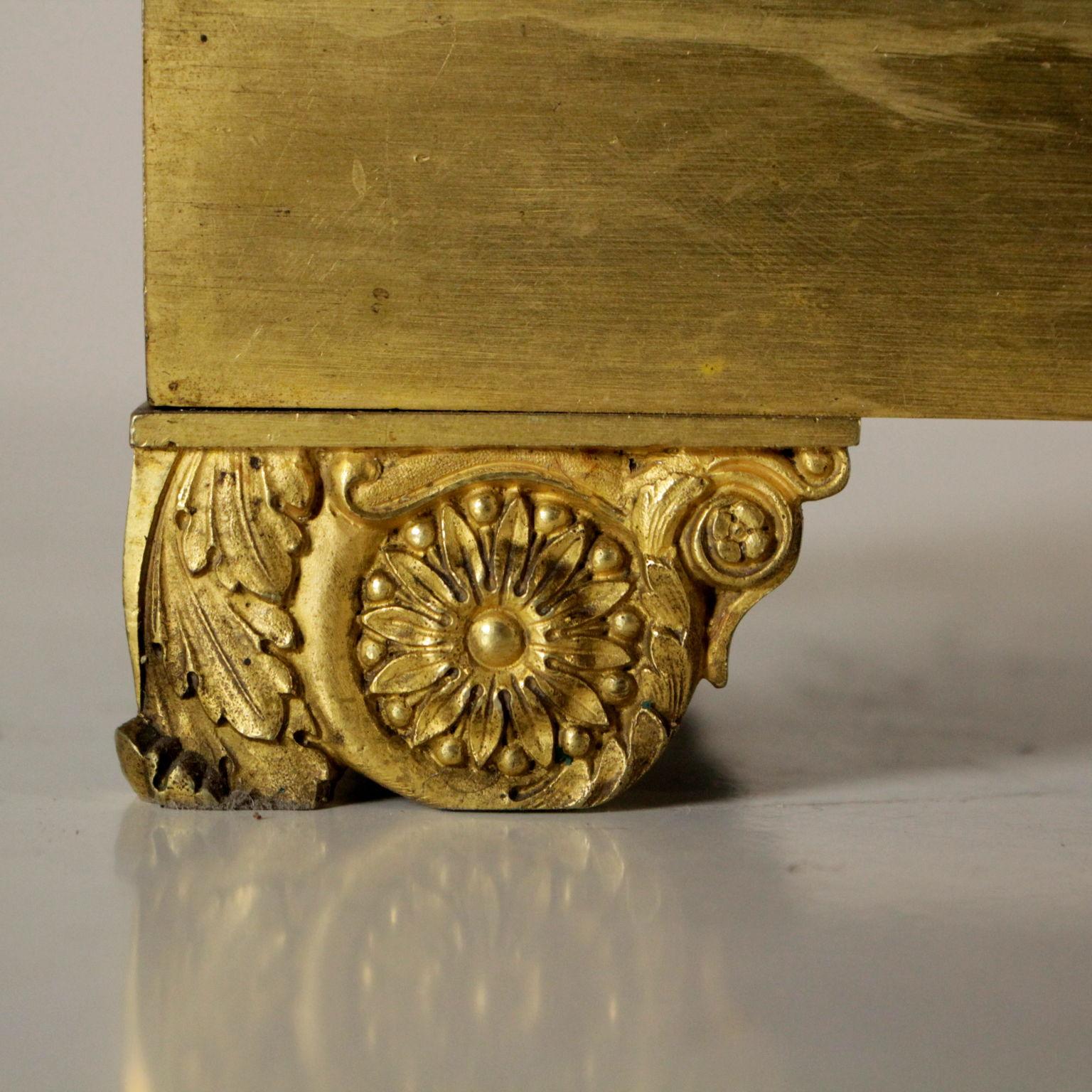 Table Clock 2