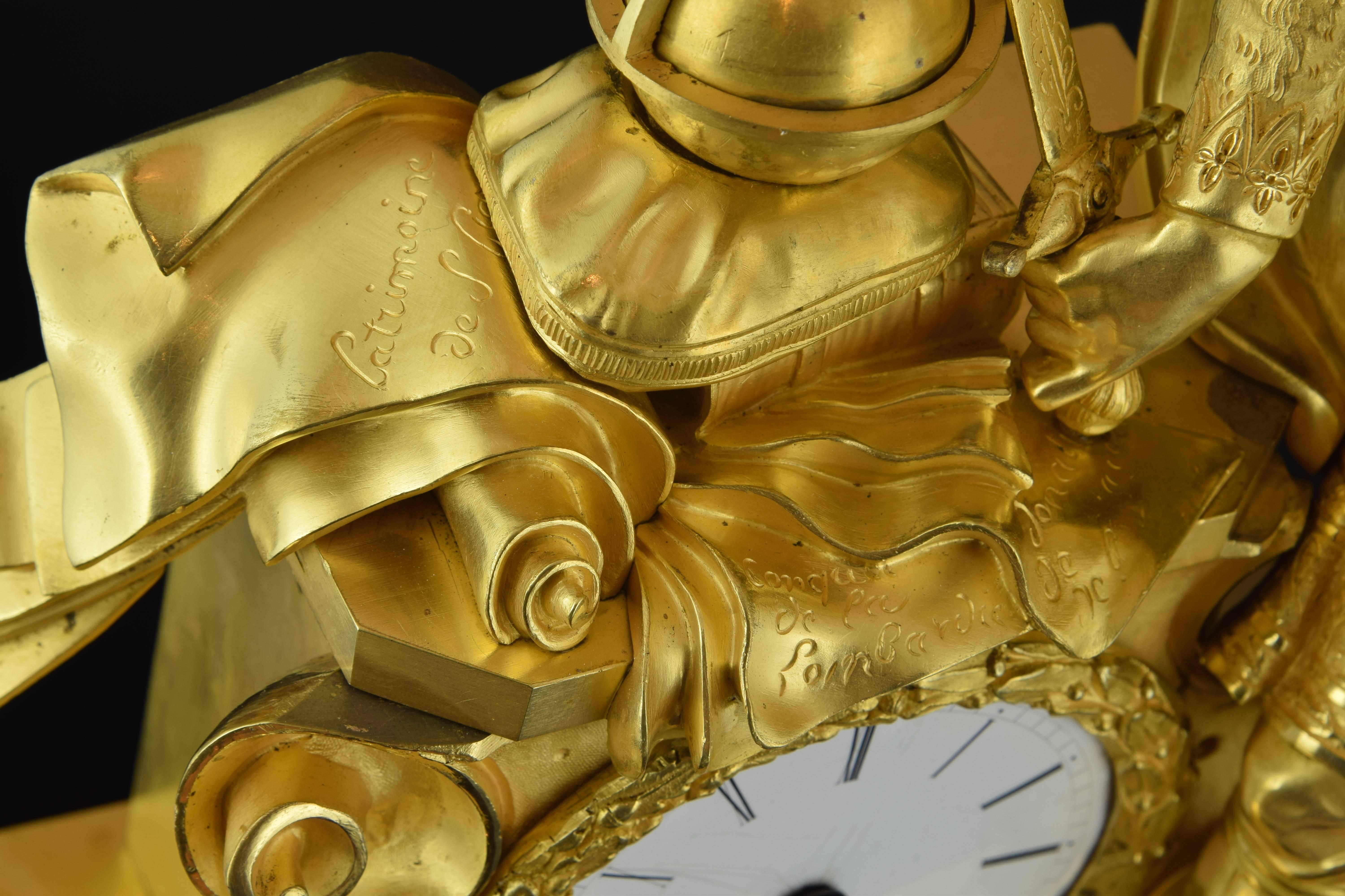 Horloge de table, bronze doré, XIXe siècle Excellent état - En vente à Madrid, ES