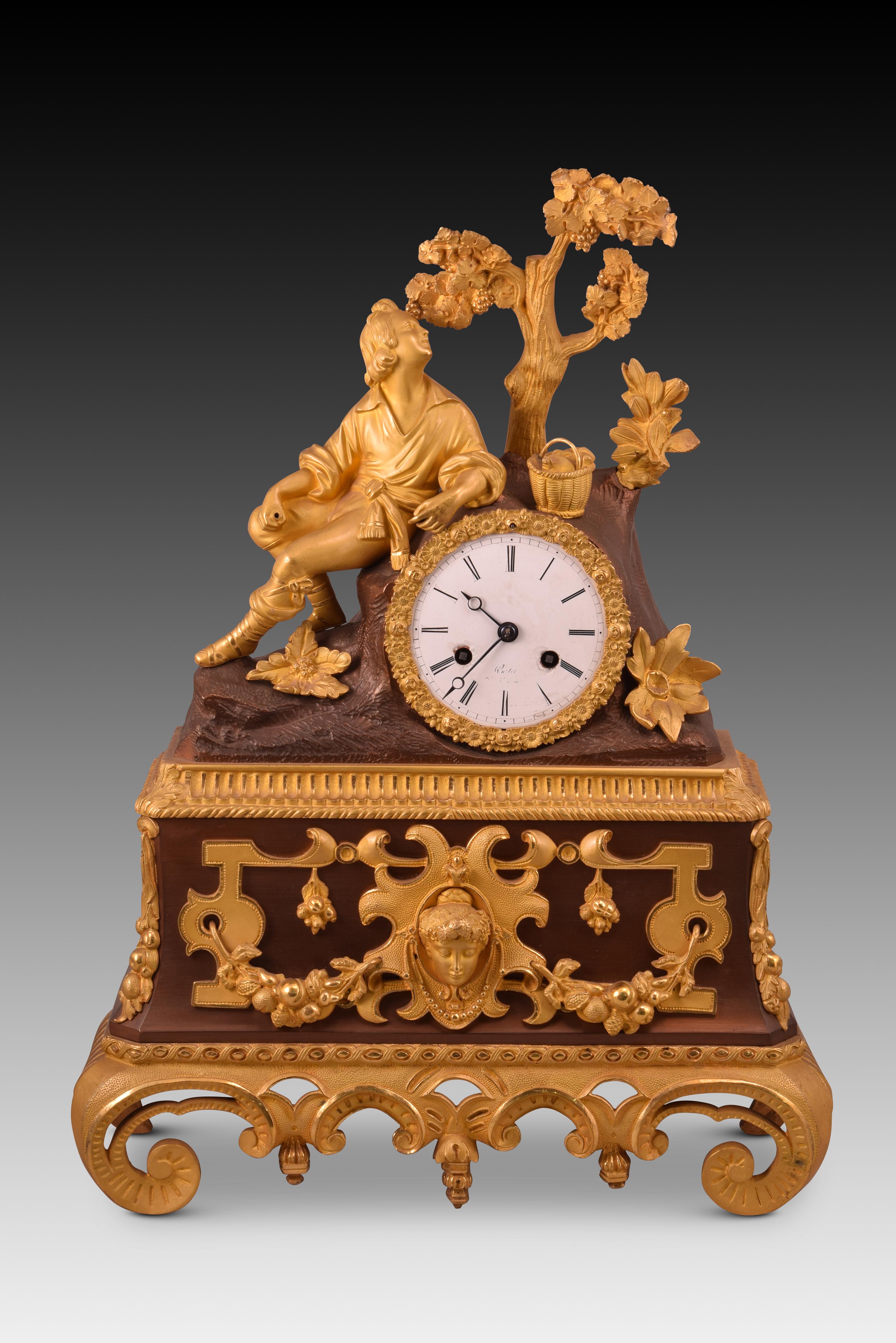 Neoclassical Revival Table clock with bell glass. Wood. bronze, etc. 19th century