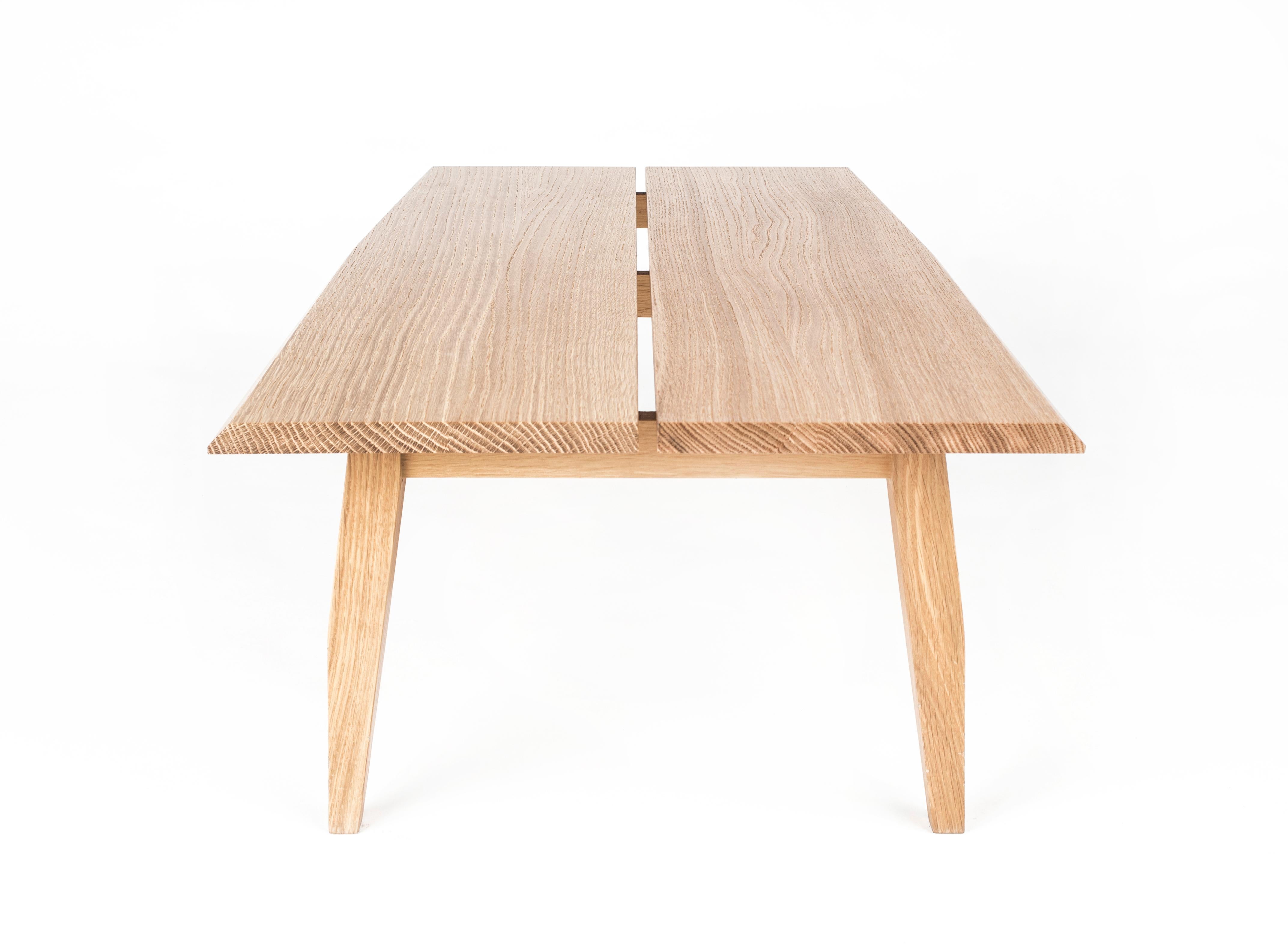 Tisch, Couchtisch, Nussbaum, Modern, Hartholz, Rift Kollektion, Semigood Design (amerikanisch) im Angebot