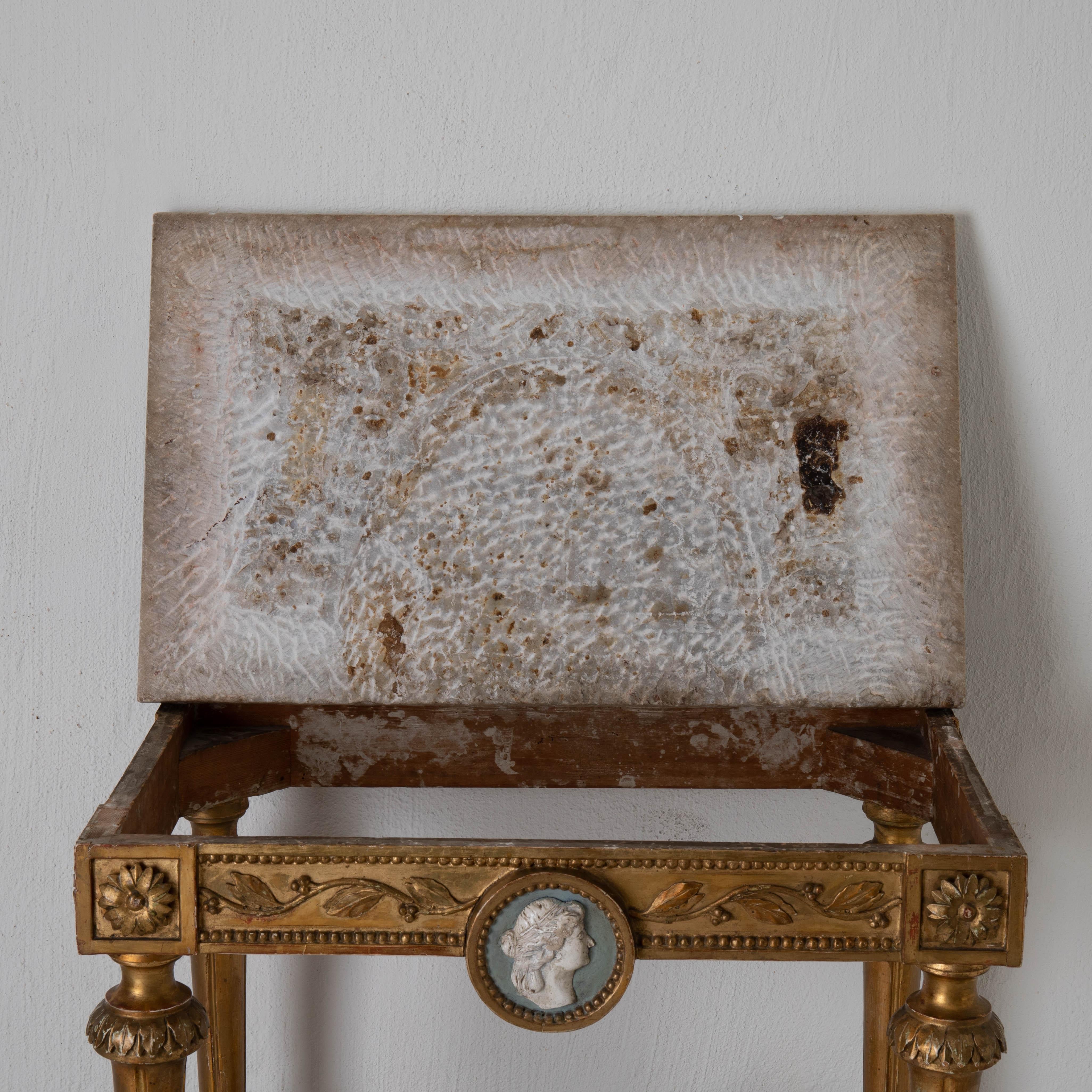 Table console rare, dorée de qualité, suédoise Early Gustavien, XVIIIe siècle, Suède en vente 5