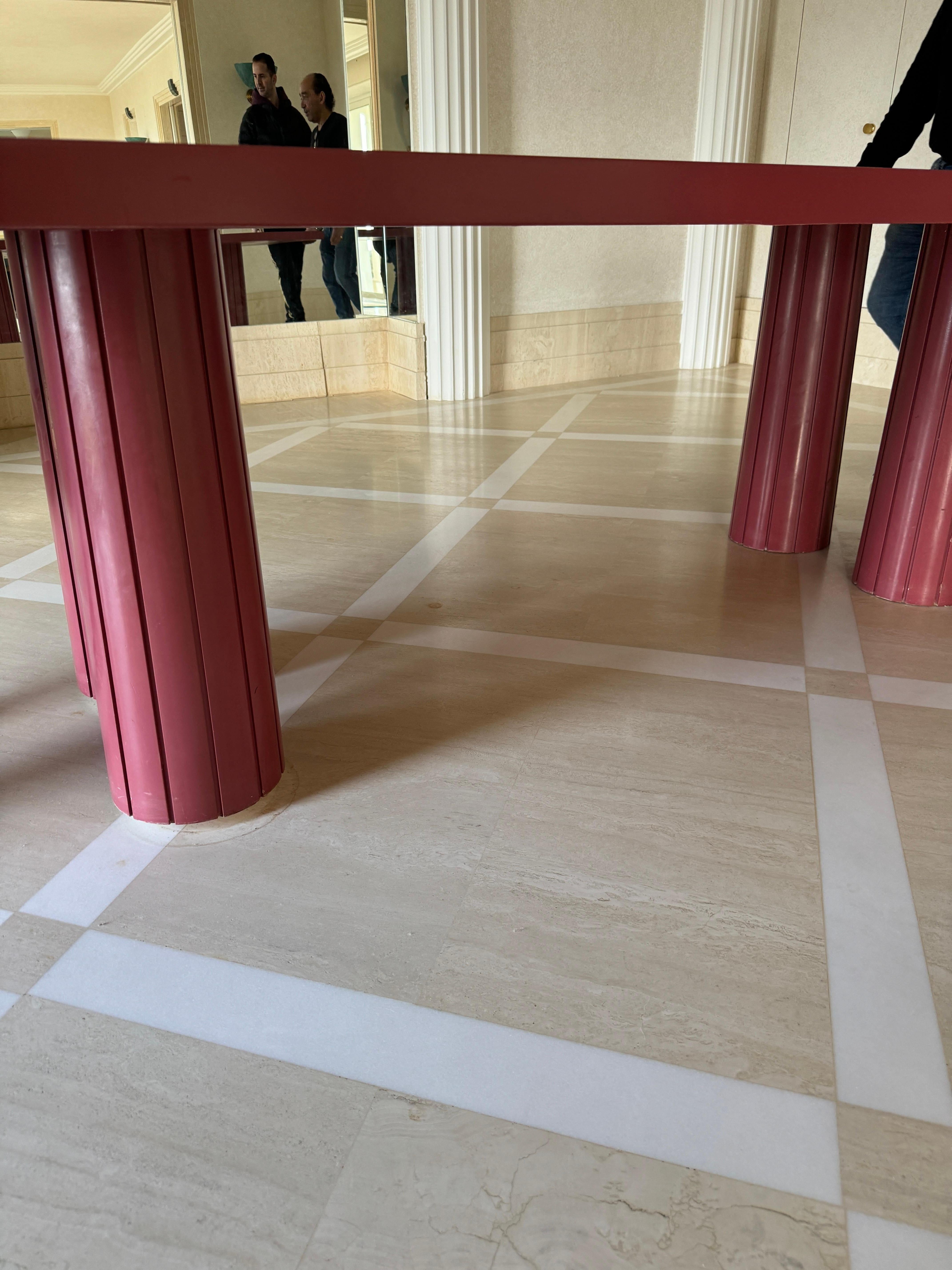 Laqué Table Contemporaine Design Année 80 Style Menphis en vente