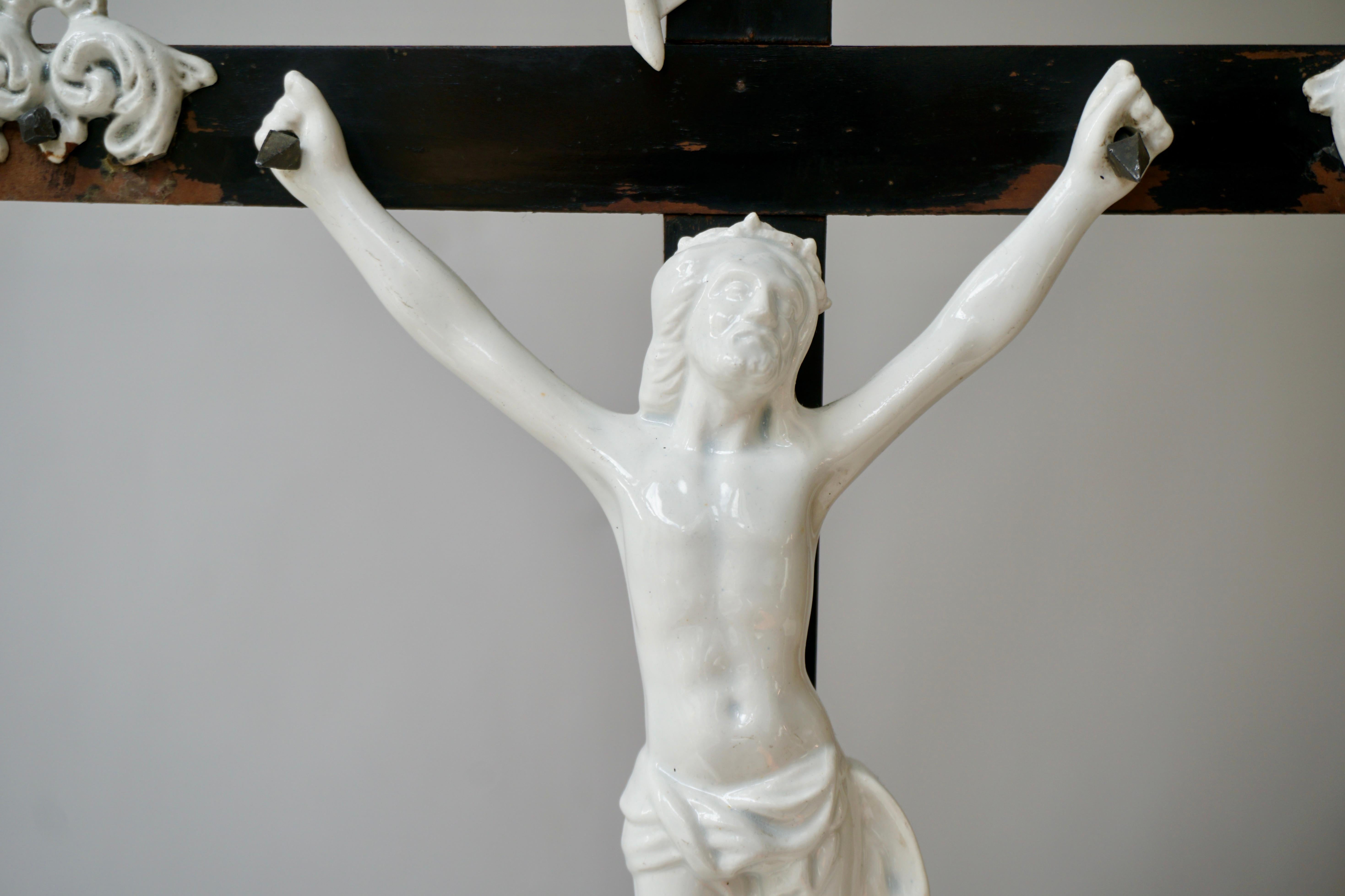 Rococo Table Crucifix with Porcelain Corpus of Christ For Sale