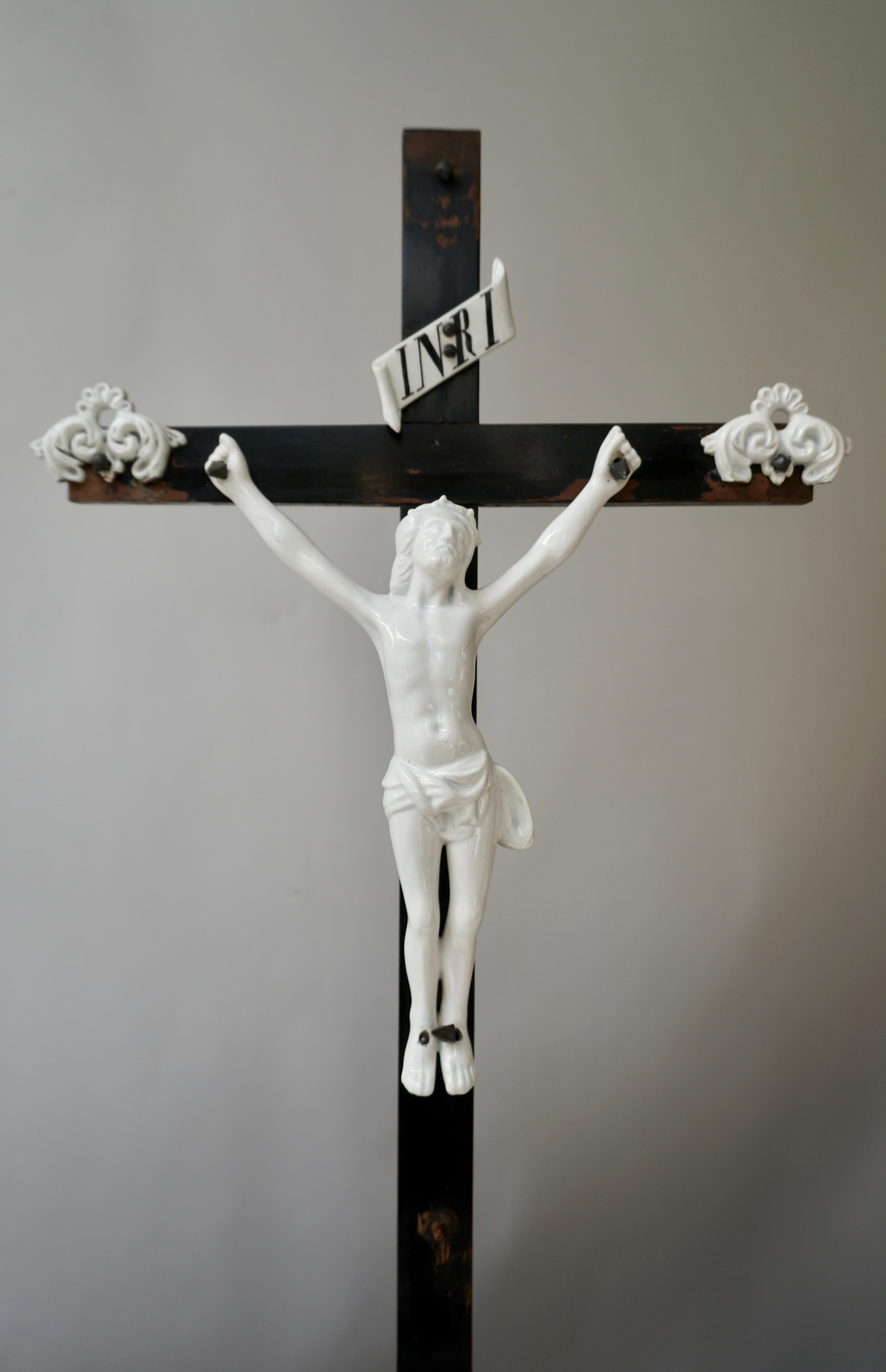 20th Century Table Crucifix with Porcelain Corpus of Christ For Sale
