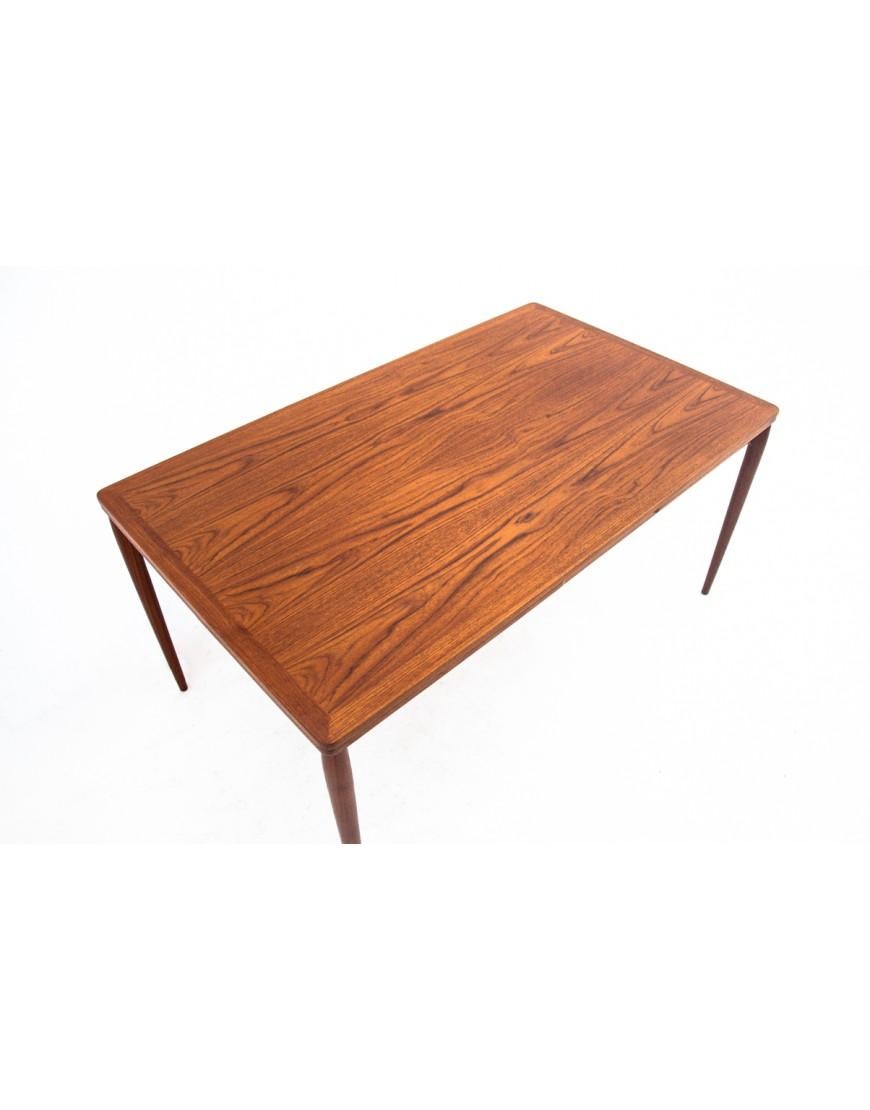 Mid-20th Century Table, Danish design, 1960s. After renovation. For Sale