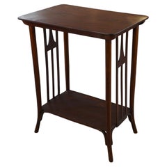 Table d'appoint en bois de hêtre Art nouveau attribué à Koloman Moser