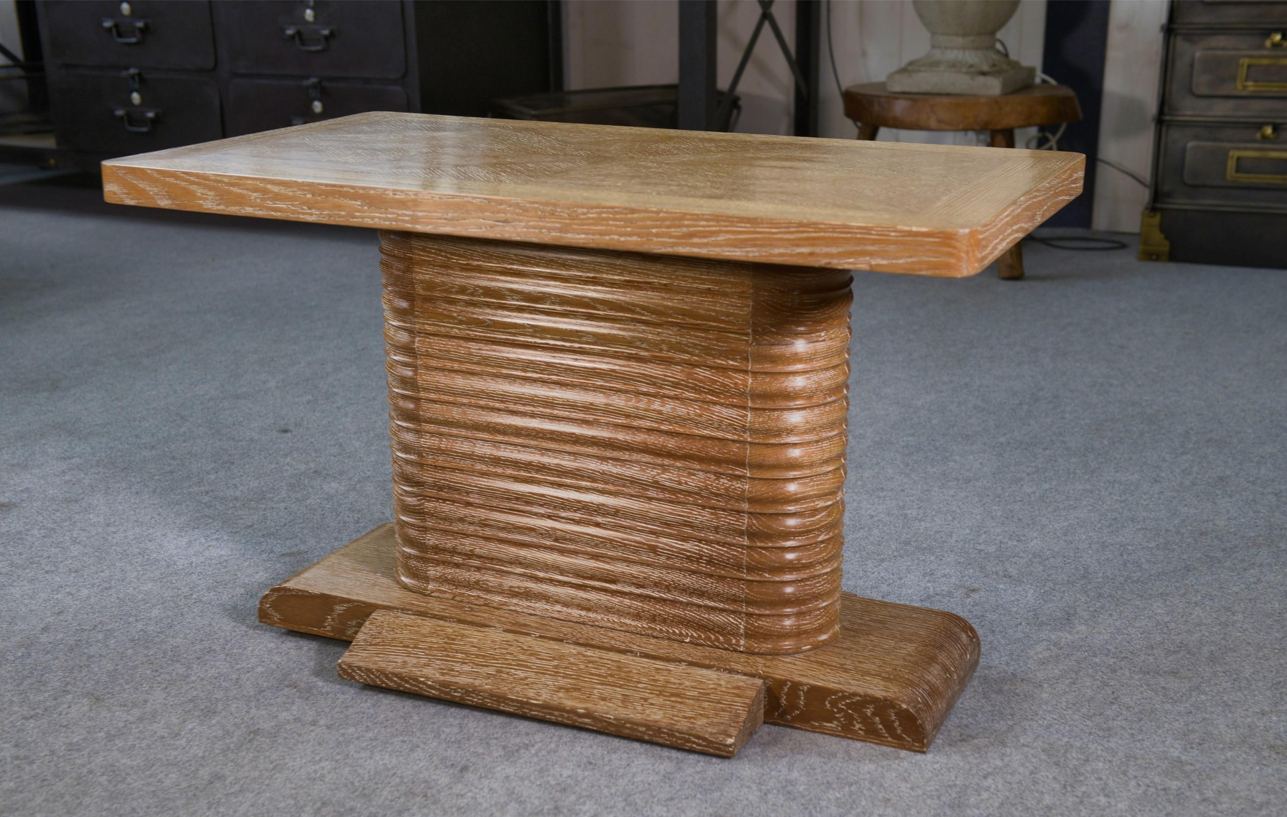 Table d'appoint en chêne massif attribué à Gaston Poisson 1960's en vente 5
