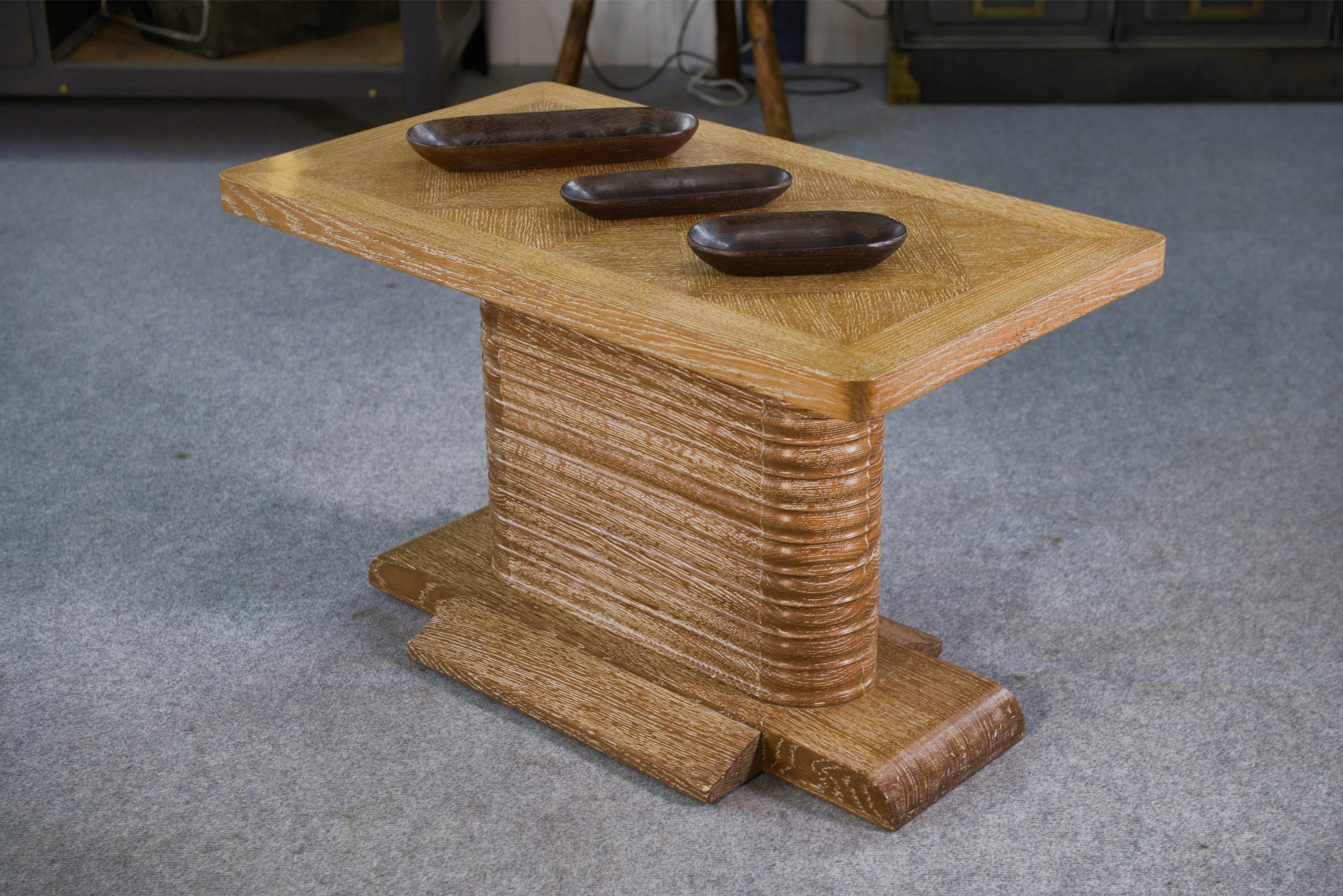 Table d'appoint en chêne massif attribué à Gaston Poisson 1960's en vente 1
