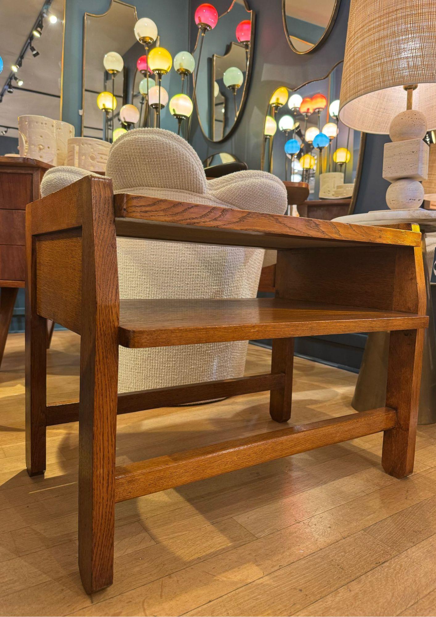 Modern Table d'Appoint For Sale