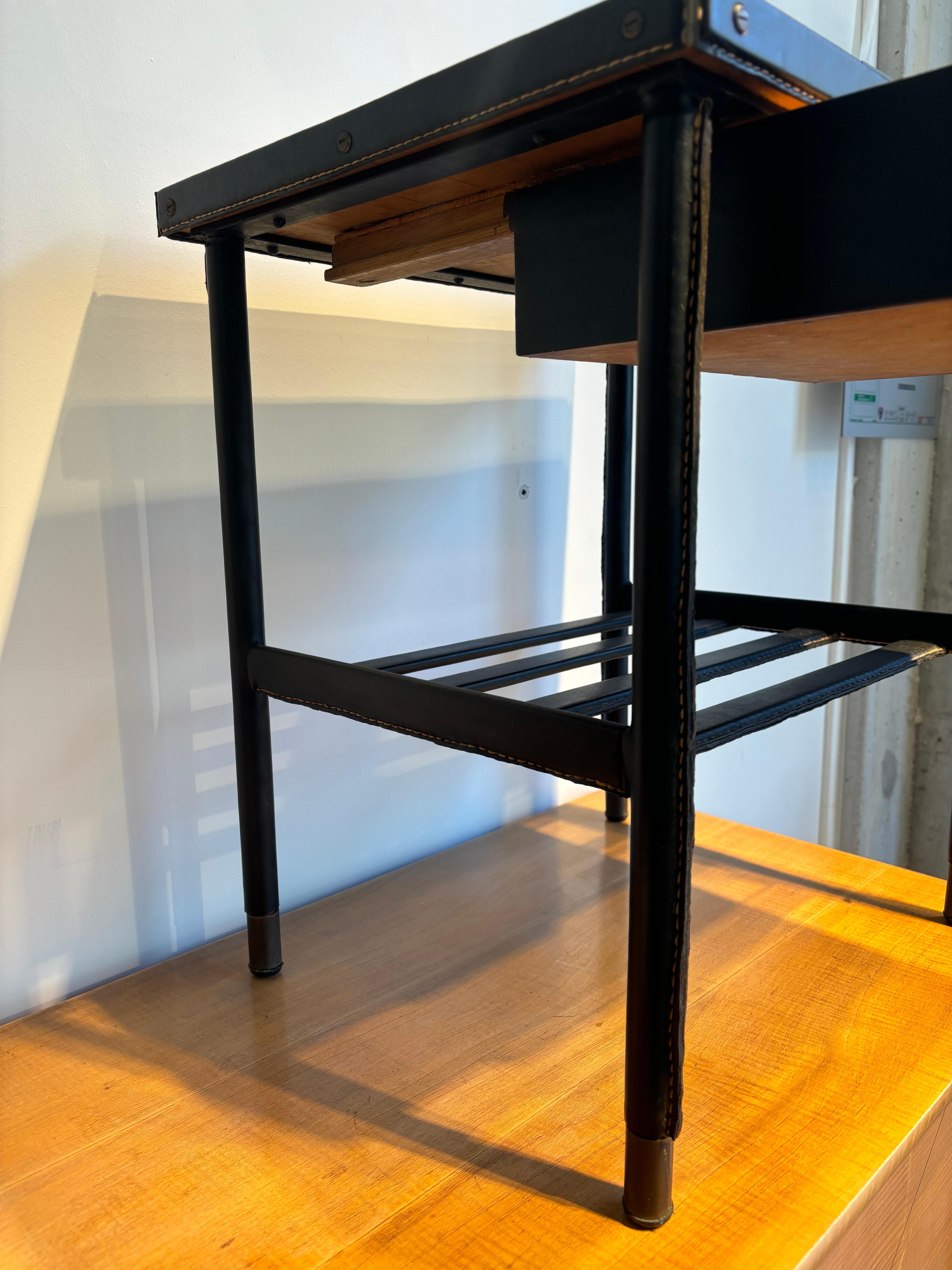 Table d’appoint par Jacques Adnet For Sale 2