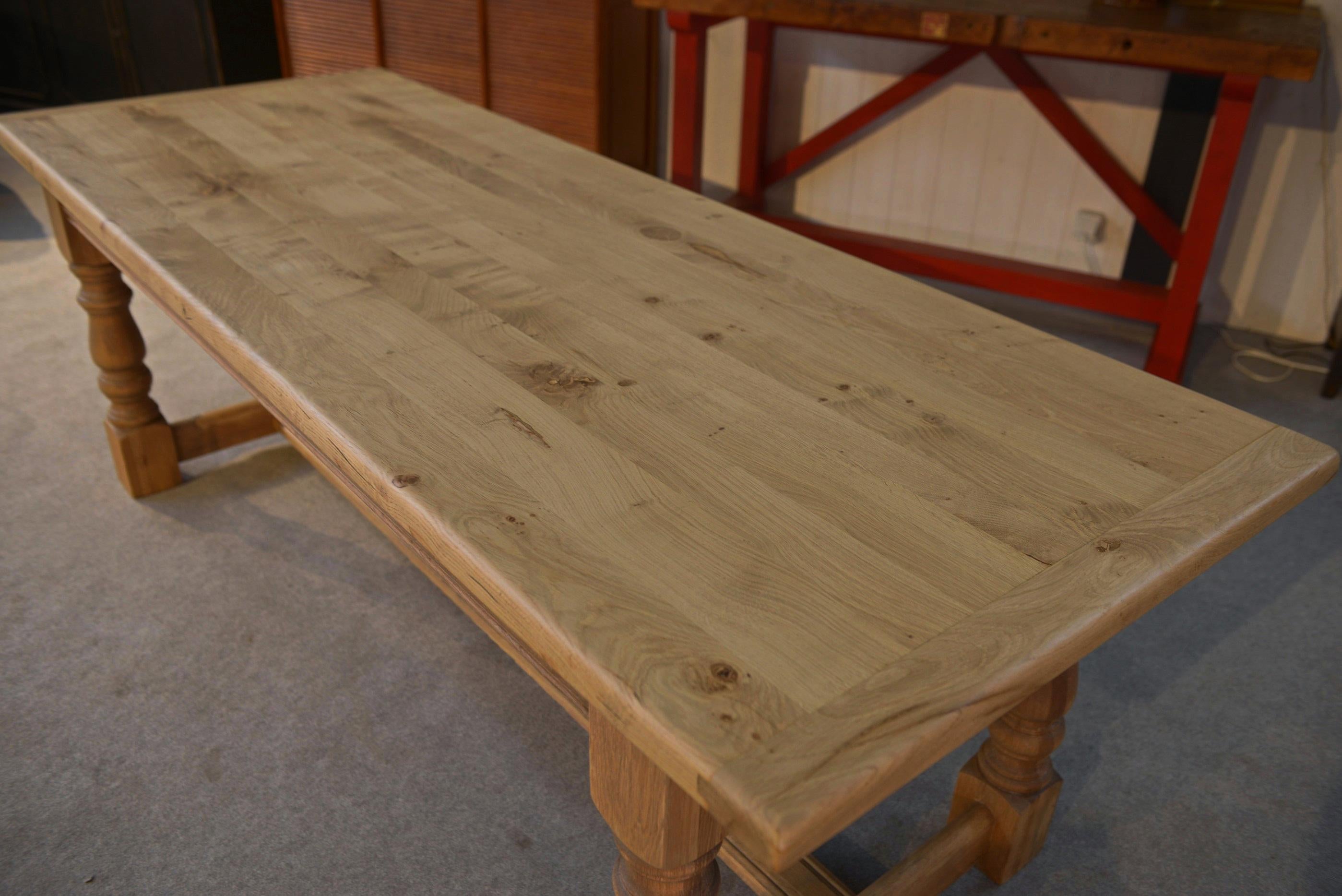 Table de ferme en chêne massif 1950's en venta 1