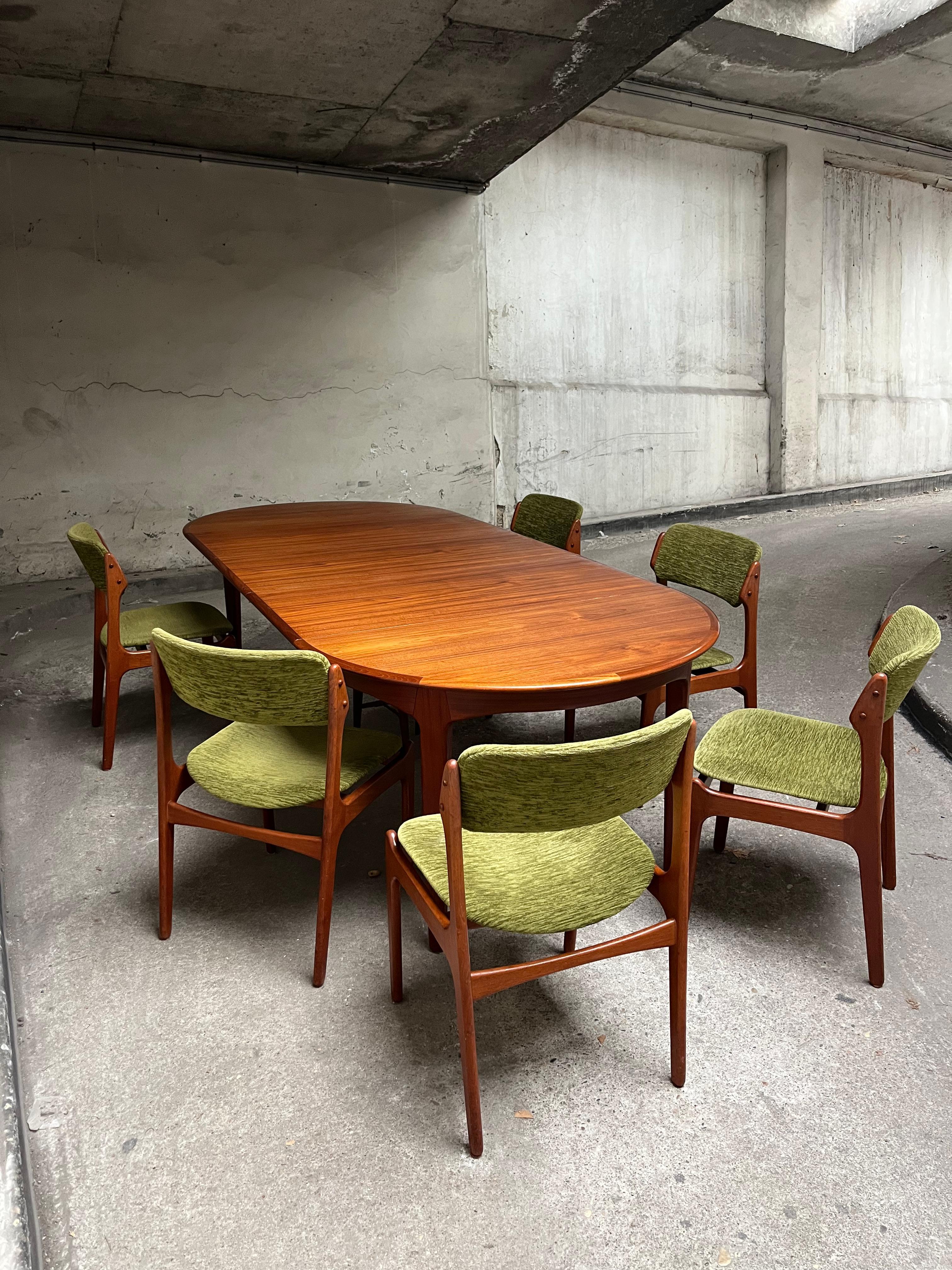 Table de salle à manger Henning Kjaernulf vintage 1960 danoise 3