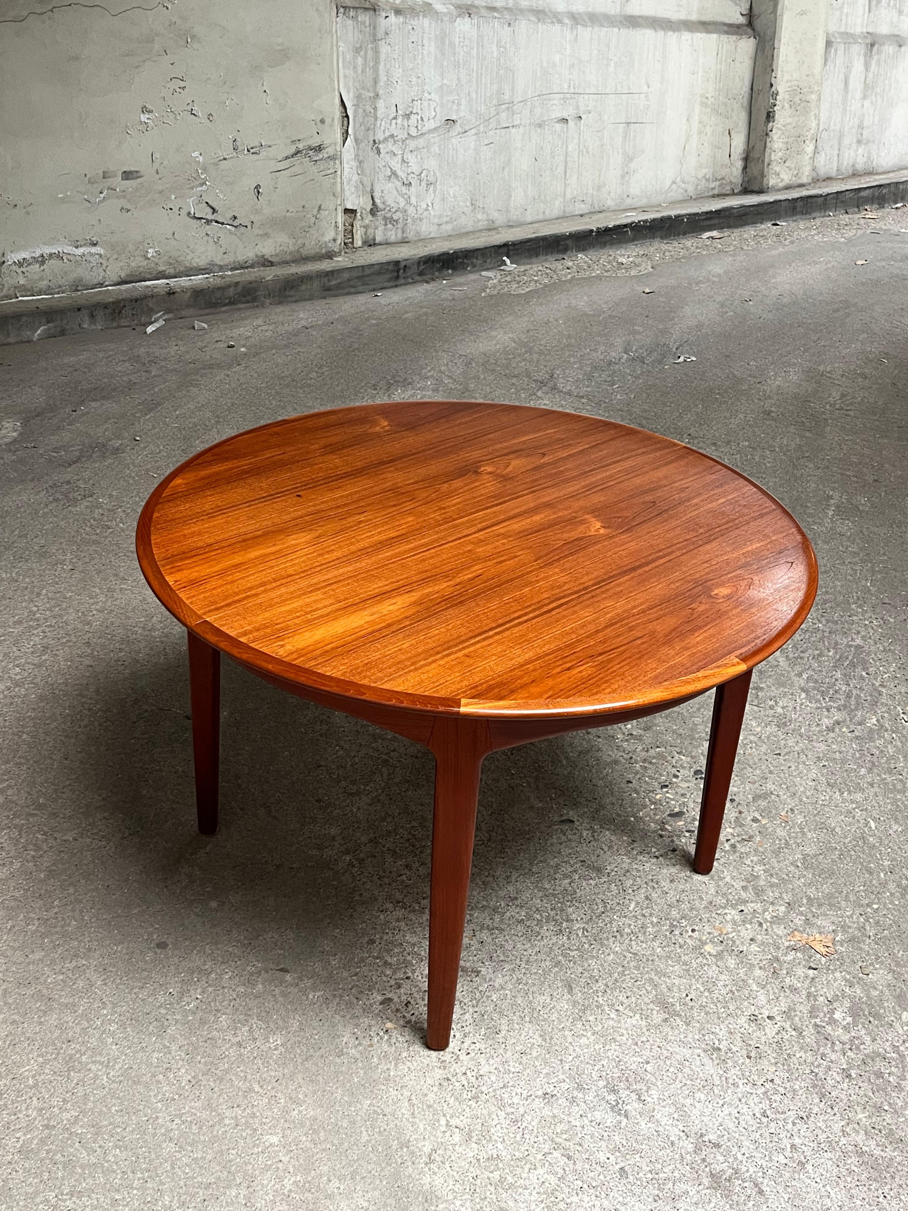 Oiled Table de salle à manger Henning Kjaernulf vintage 1960 danoise