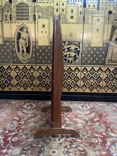 Table de vigneron basculante – Style Louis-Philippe – XIXe – Bois fruitier et ch