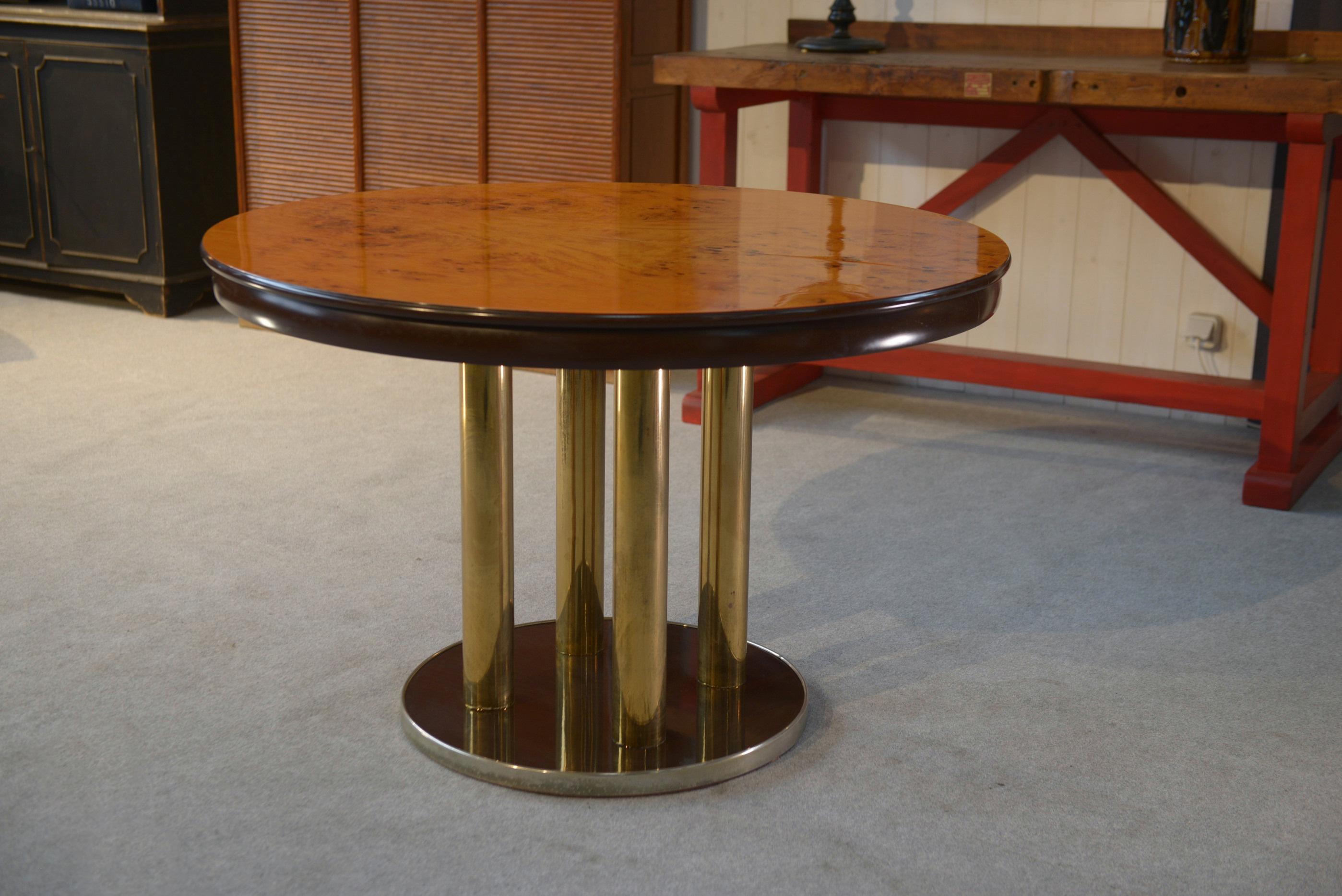 Tavolo design en plaquage de loupe d'Orme par Ramaioli Pesaro 1970's in vendita 6