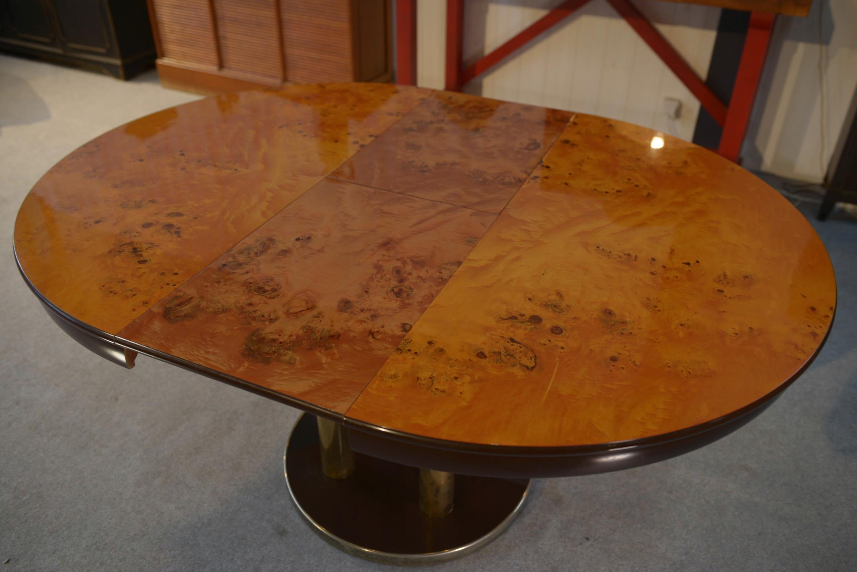 Tavolo design en plaquage de loupe d'Orme par Ramaioli Pesaro 1970's in vendita 1
