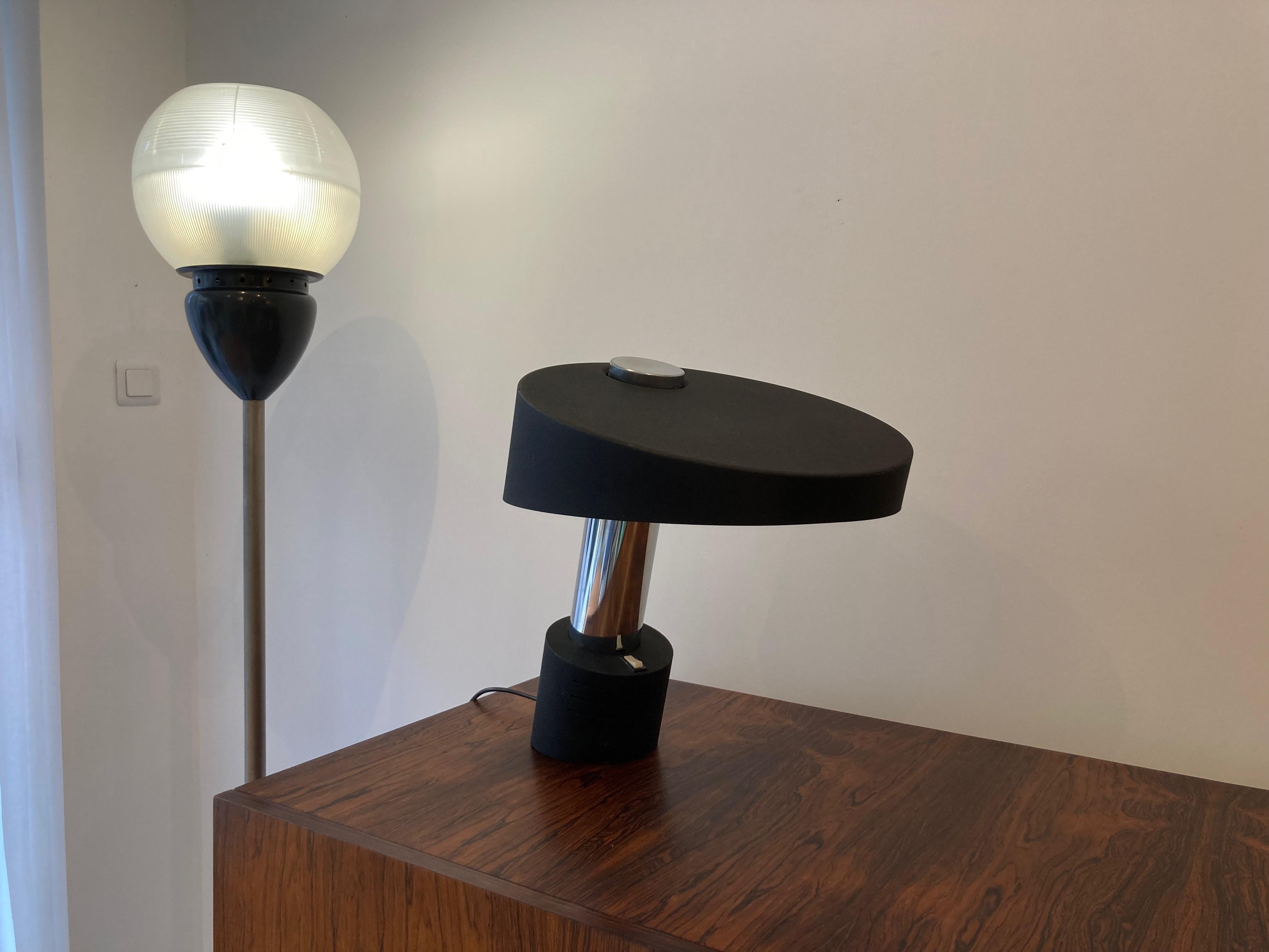 Table Desk Lamp, Italy 1960 in Chromed Metal and Black Textured Lacquered Metal 6
