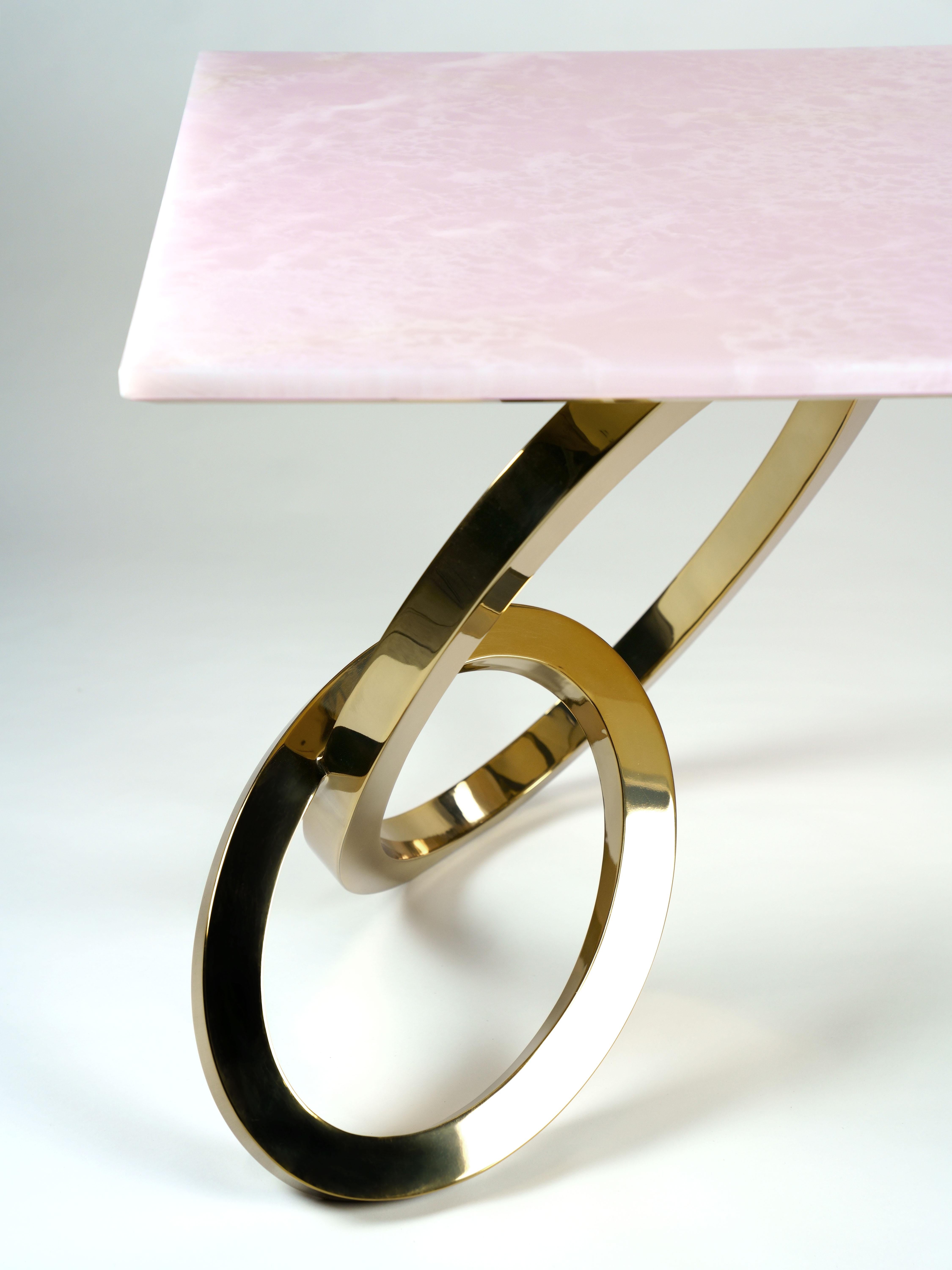 Moderne Table de bureau d'écriture ou meuble de rangement moderne en acier avec miroir en onyx rose de collection en vente