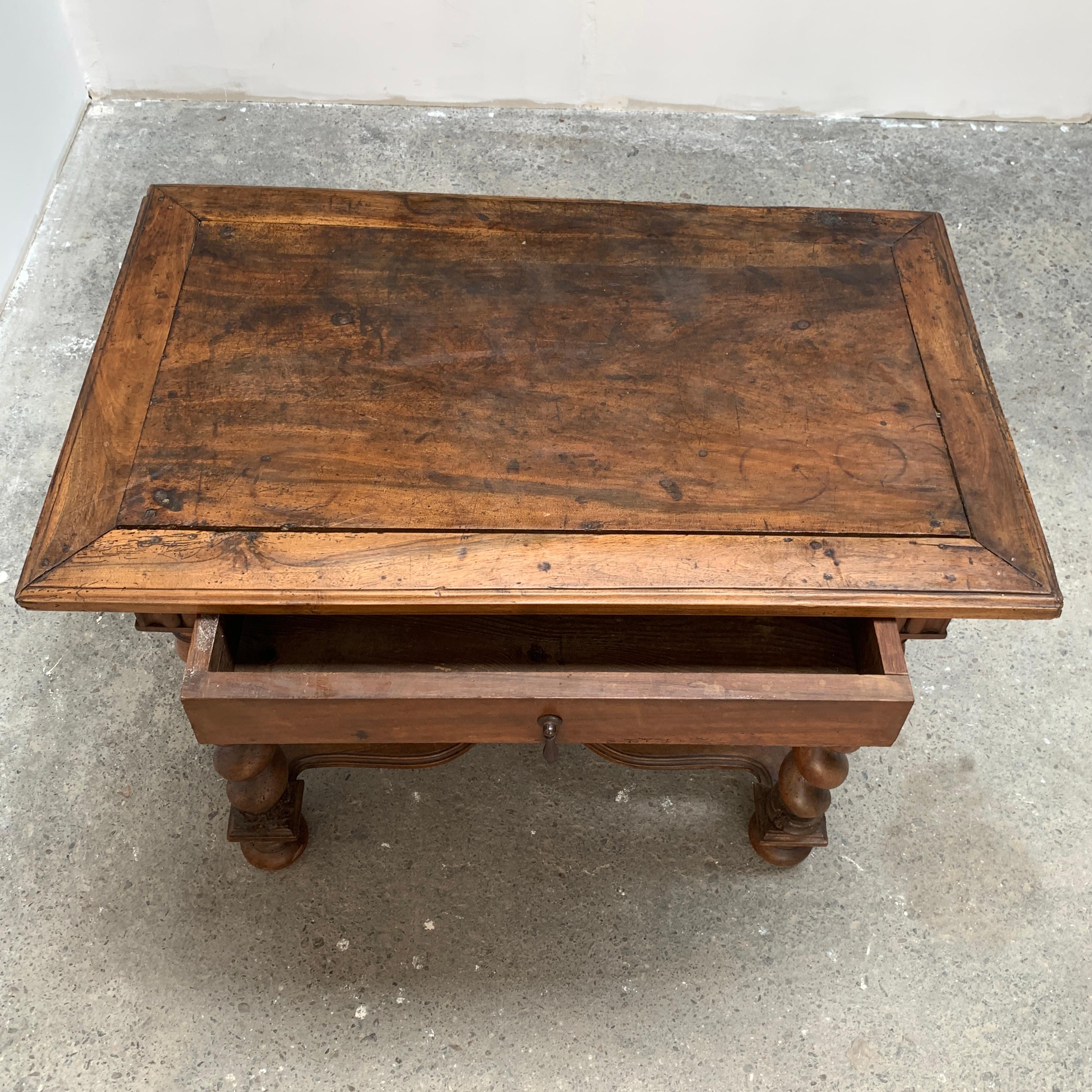 French Table en bois Louis XIII For Sale