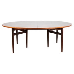 Table en palissandre modele 212, Arne Vodder, Sibast Furniture Danemark