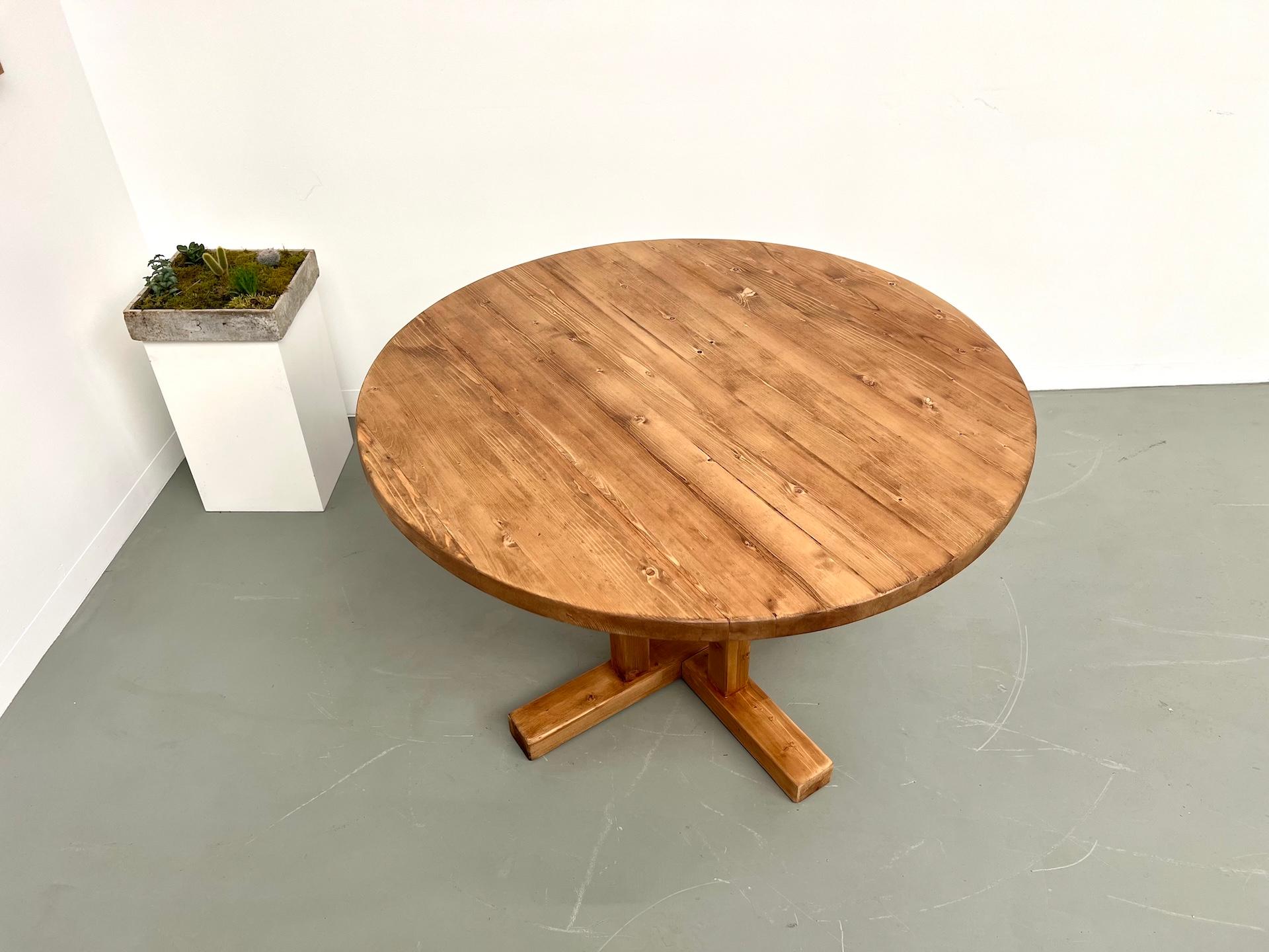 Table ronde Les Arcs - 1970 DLG Charlotte Perriand en vente 10