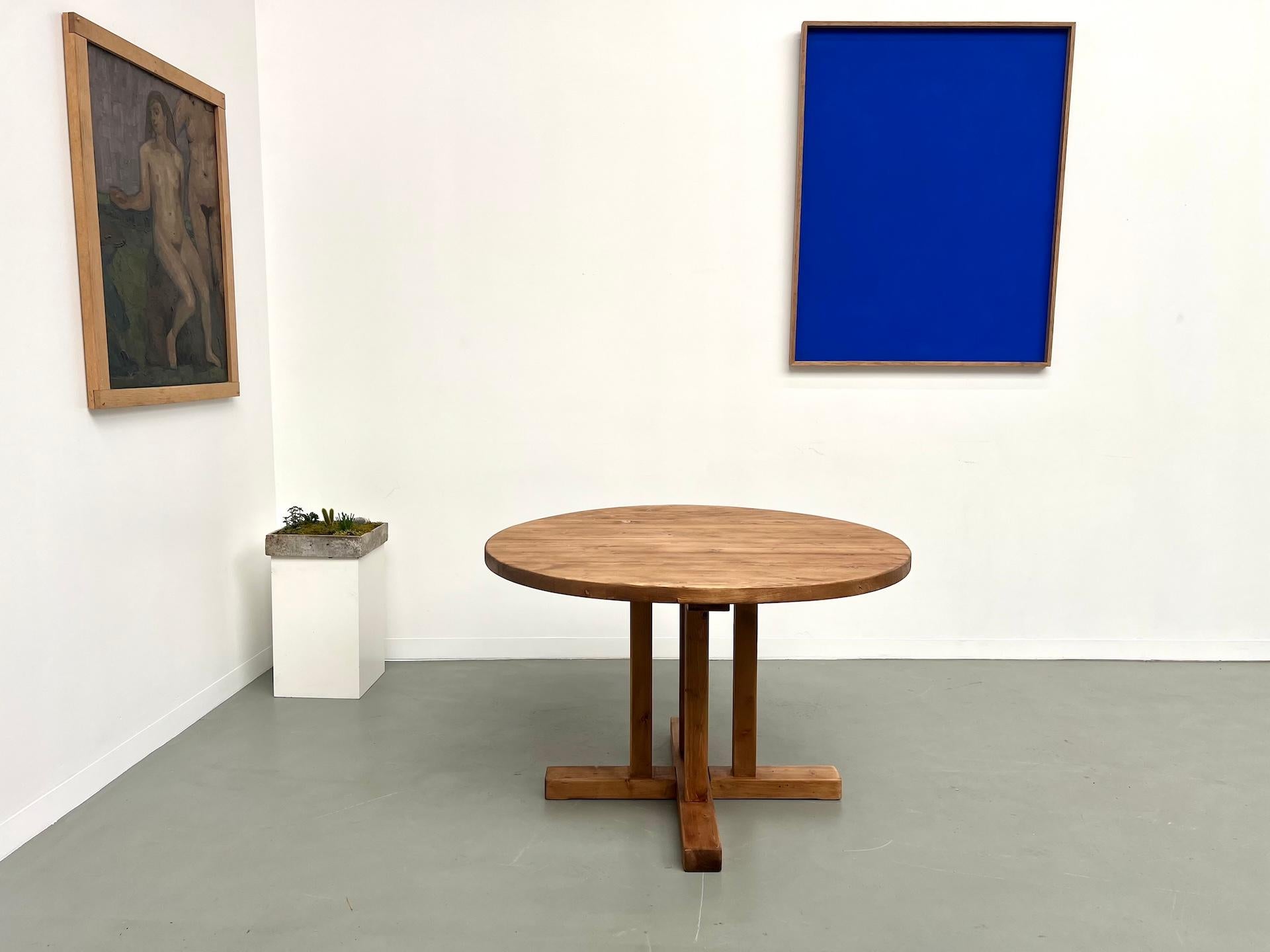 Table ronde Les Arcs - 1970 DLG Charlotte Perriand en vente 2