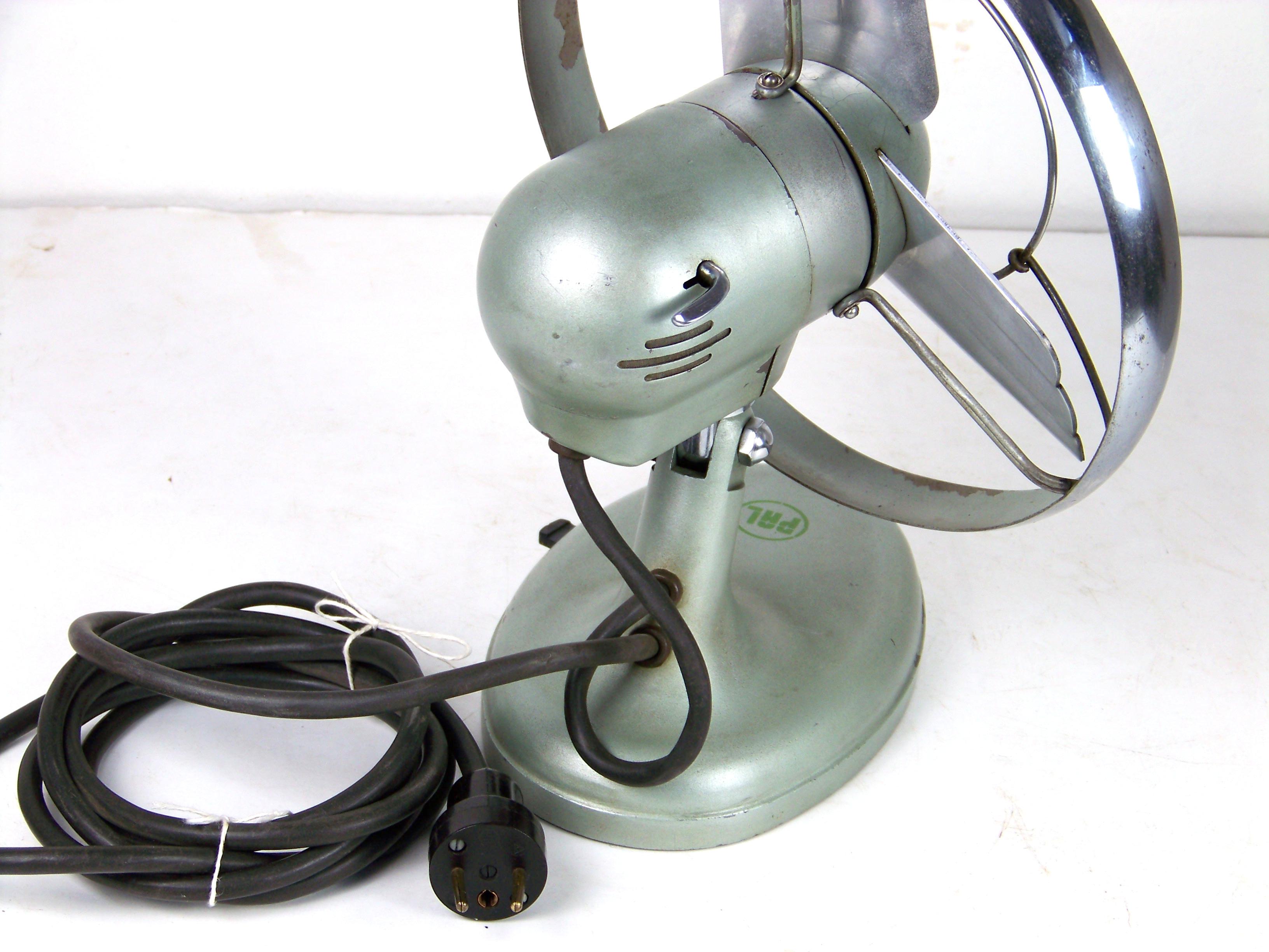 Mid-Century Modern Table Fan PAL, 220V, 30W Central Europe in the 1980s For Sale