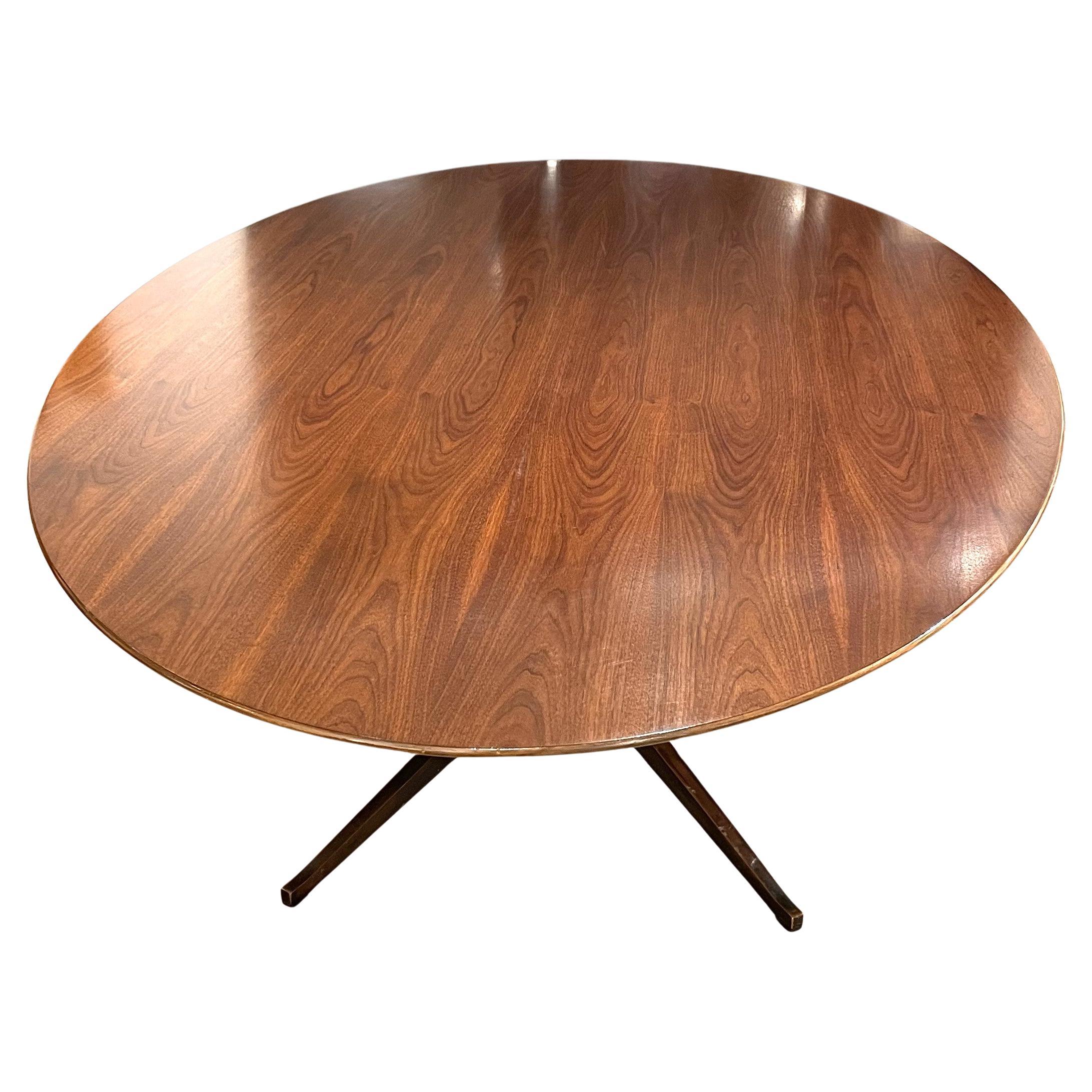 Table Florence Knoll plateau en noyer en vente 3
