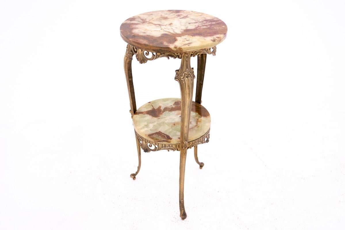 Louis XV Table - lit à fleurs, France, début du 20e siècle en vente