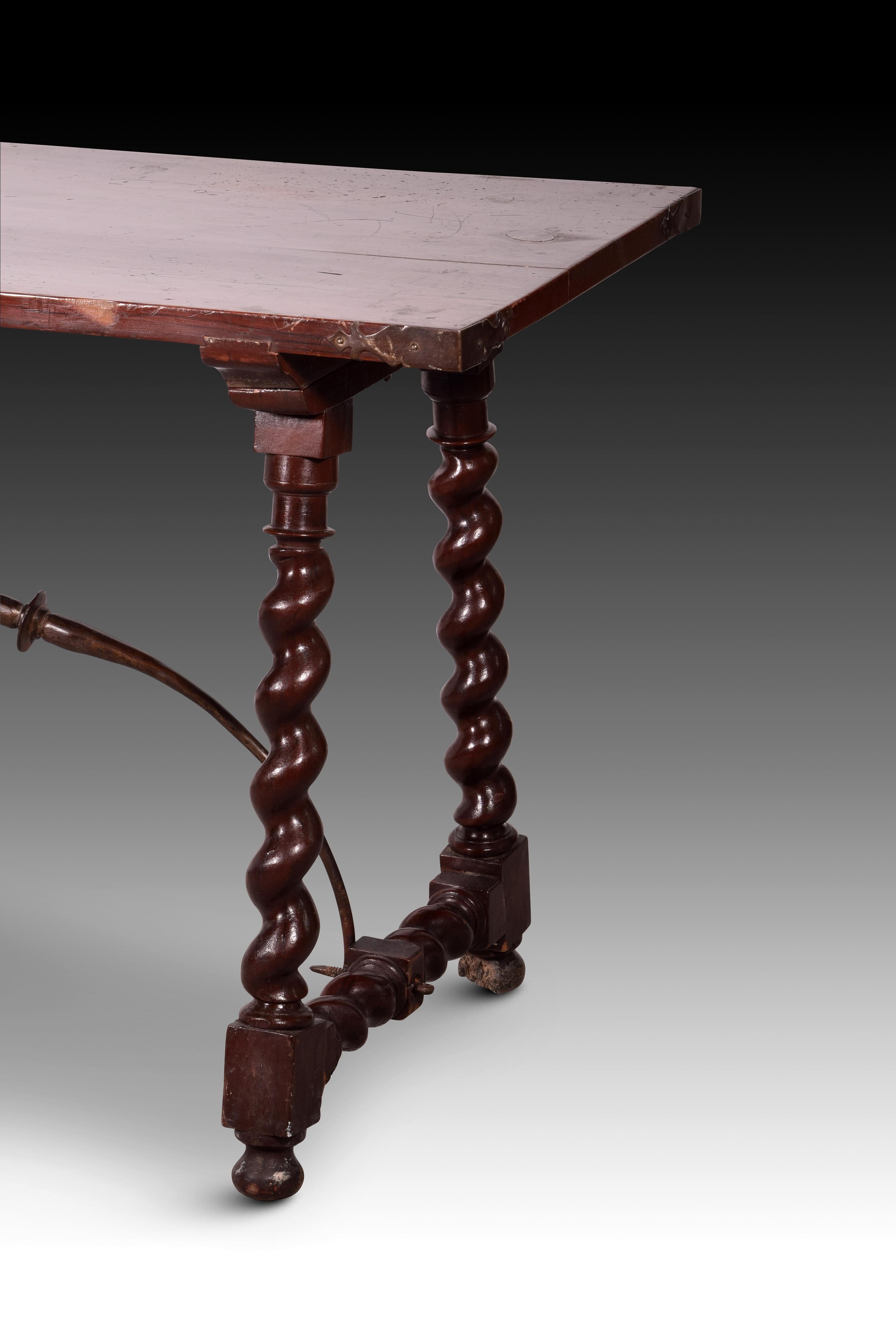 Table for Spanish Desk, Pine and Beech Tree Wood, Iron, 18th Century In Fair Condition For Sale In Madrid, ES