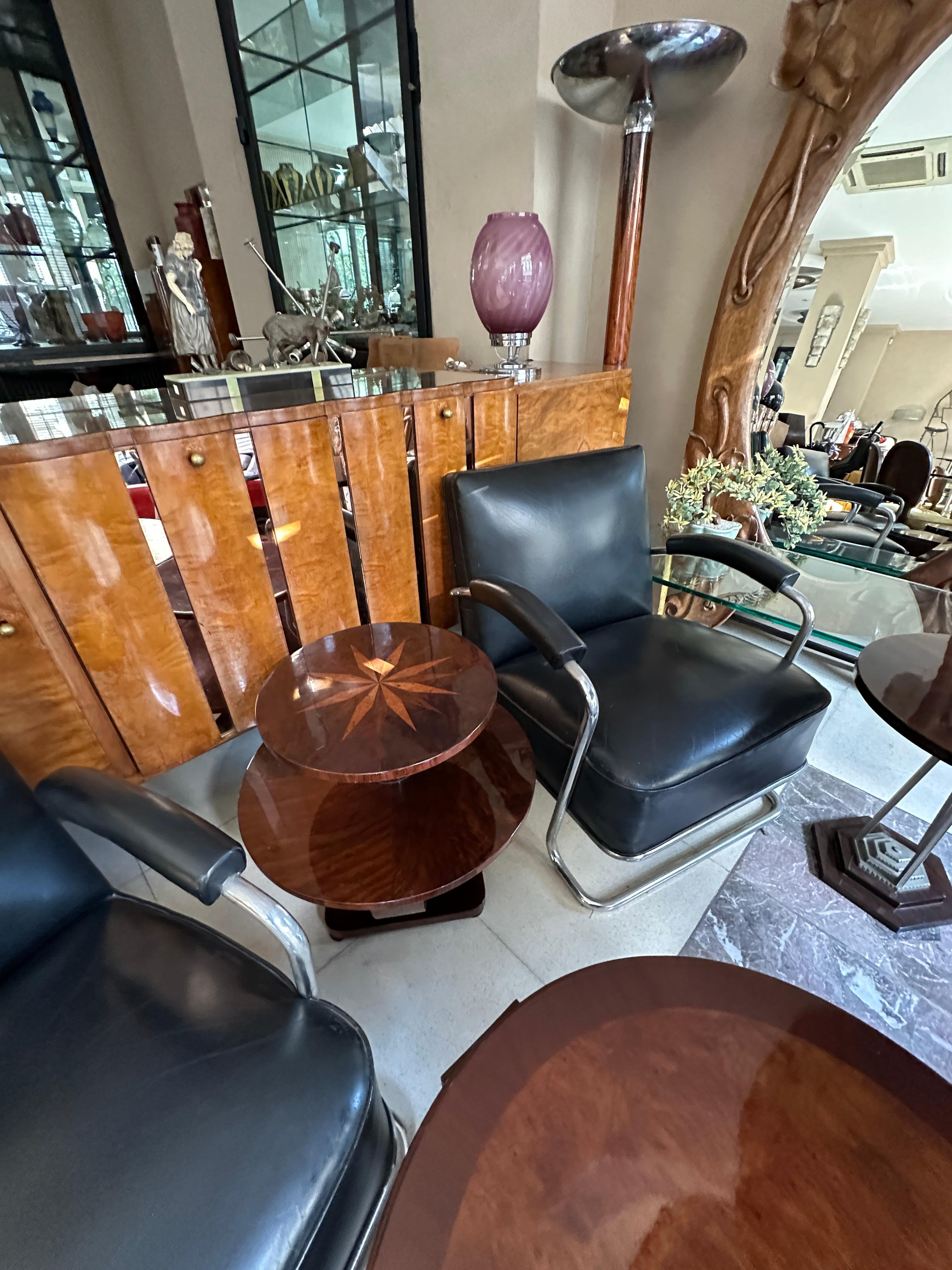 Mesa, Francia, 1920, en madera y marquetería Madera en venta