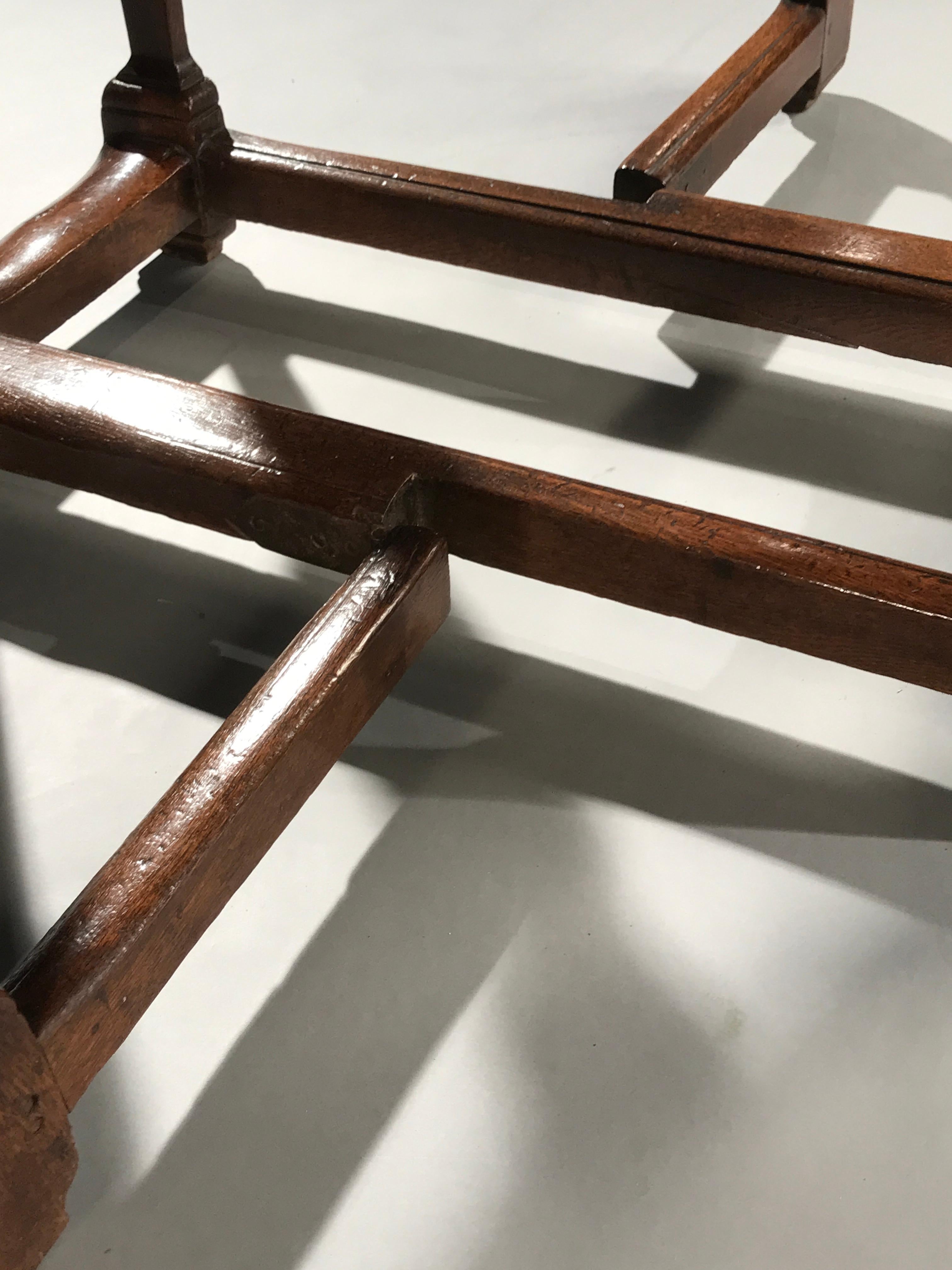 Table Gateleg Oval Oak Flemish Split Leg 5ft Original Ironwork Architetural  For Sale 7