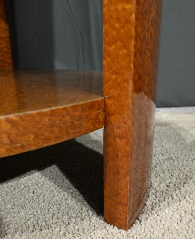 Table Guéridon en loupe d'Amboyna, époque Art Déco - 1930 en vente 8