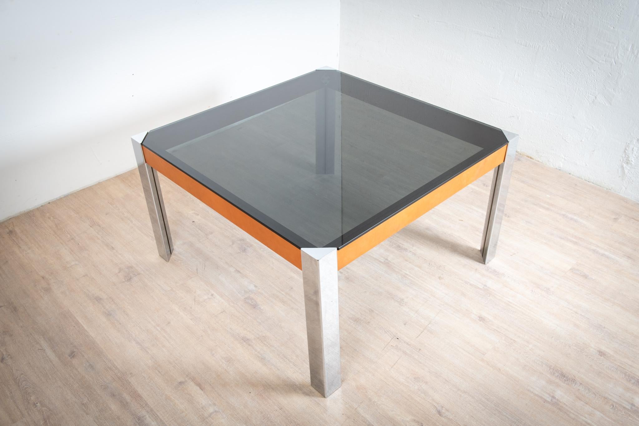 Anodized Table Guido Faleschini Pour Mariani, Italie, 1970 For Sale