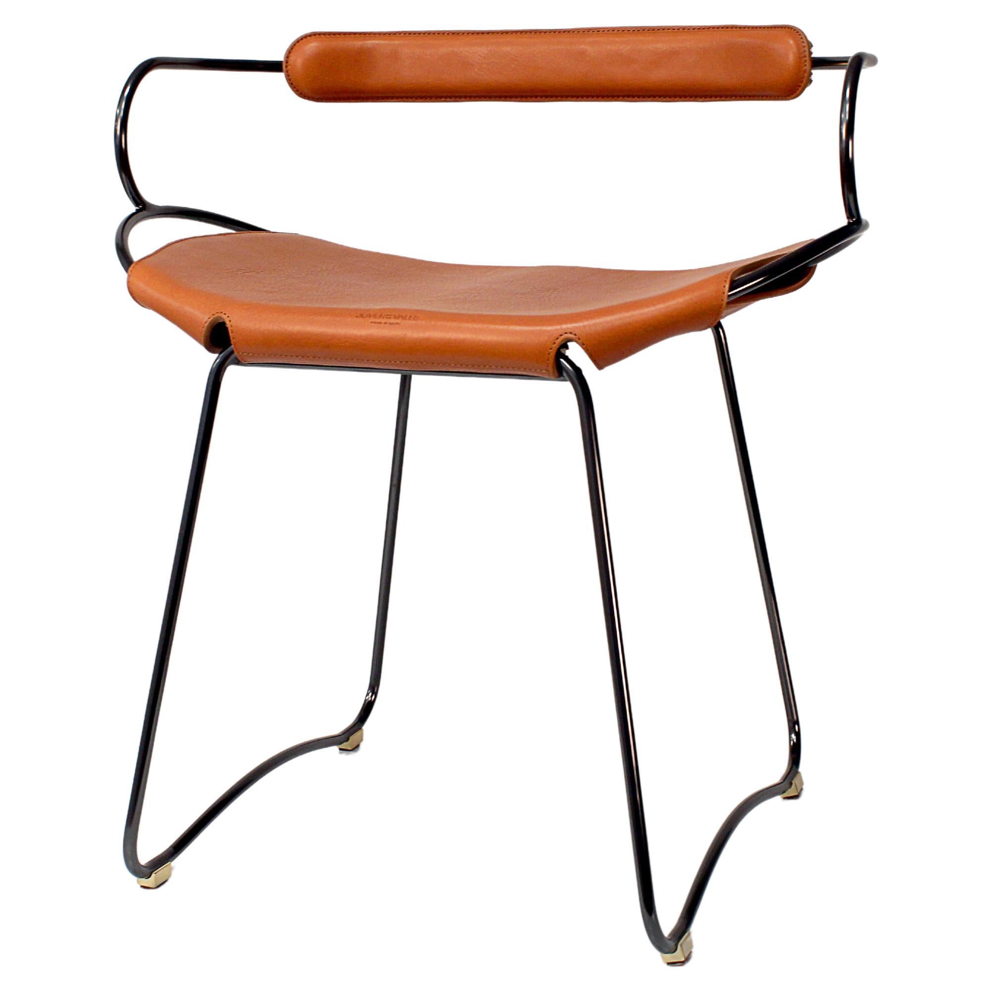 Tischhöhe Contemporary Hocker mit Rückenlehne Schwarzes Metall & Naturtabakleder