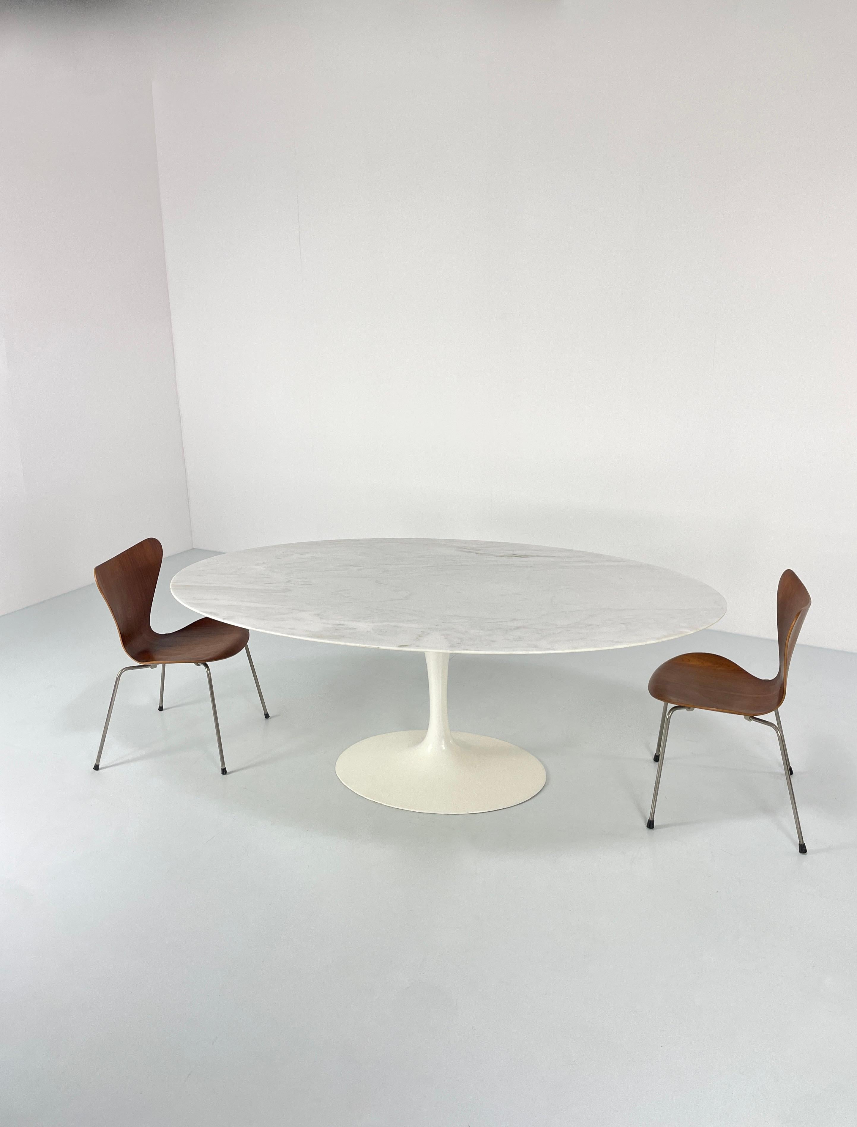 Table in Marble by Eero Saarinen for Knoll International, USA, 1958 4