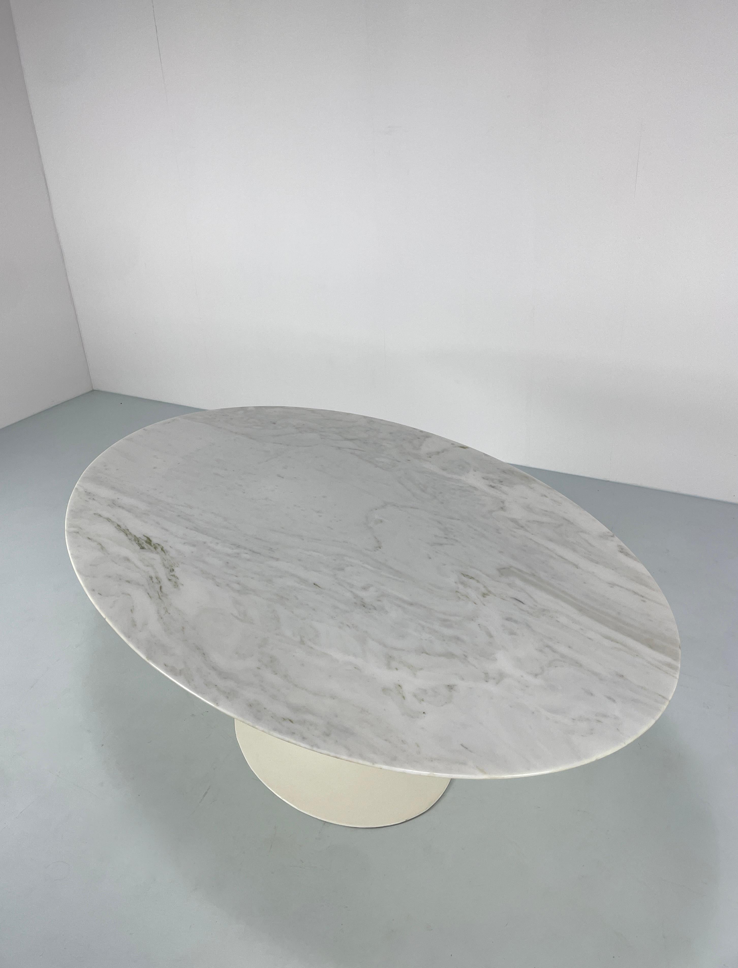 Table in Marble by Eero Saarinen for Knoll International, USA, 1958 8