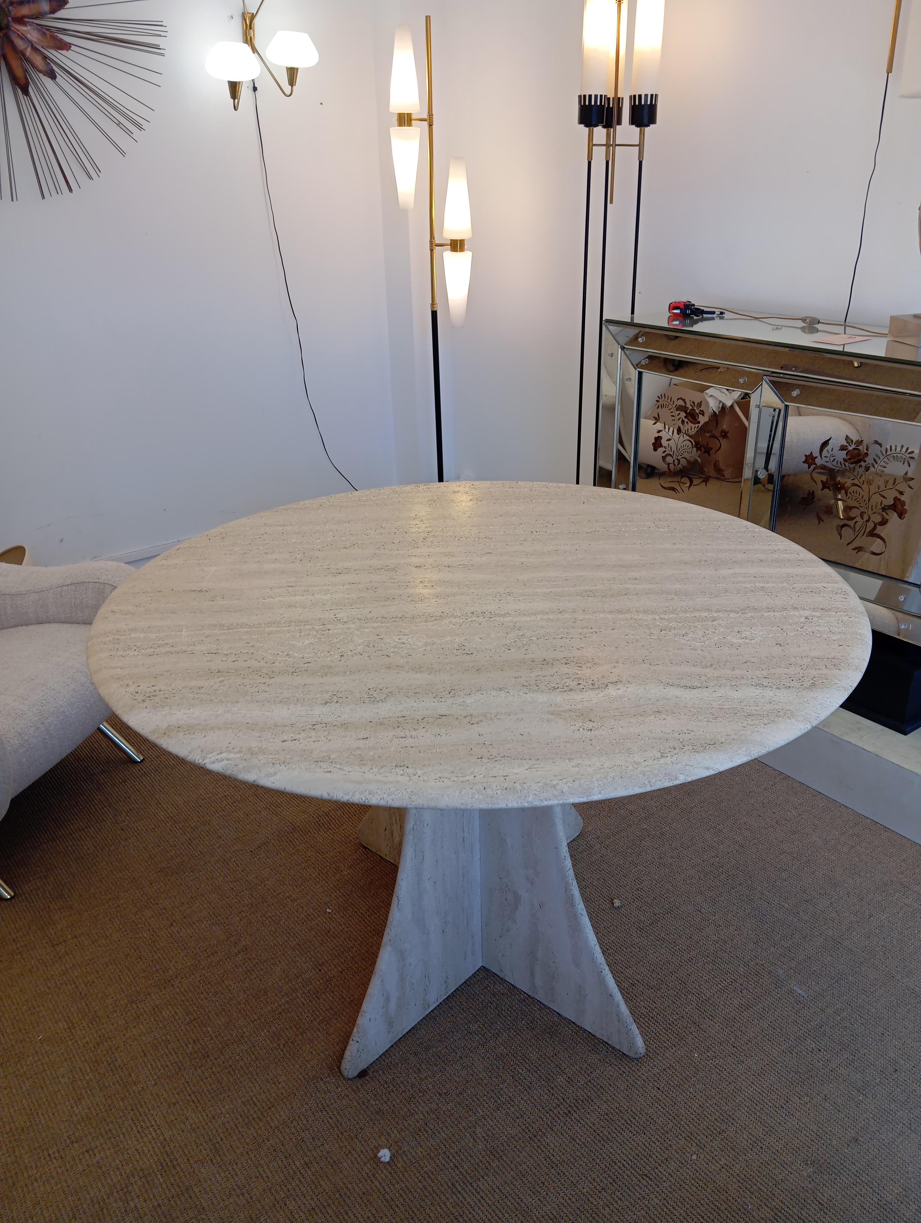 Mid-Century Modern Table en travertin naturel, par Artélano circa 1980 en vente