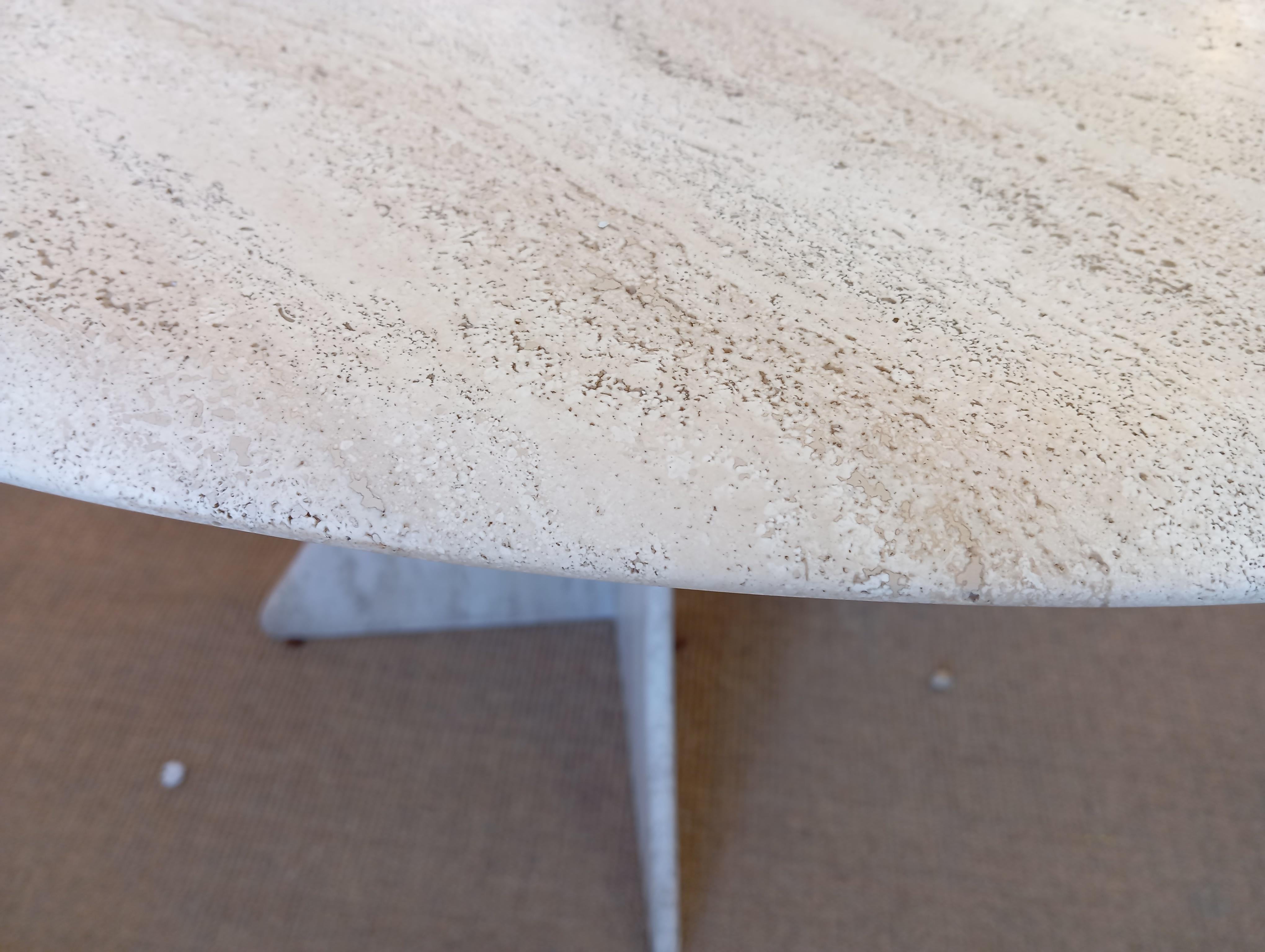 Table en travertin naturel, par Artélano circa 1980 Excellent état - En vente à Saint-Ouen, FR