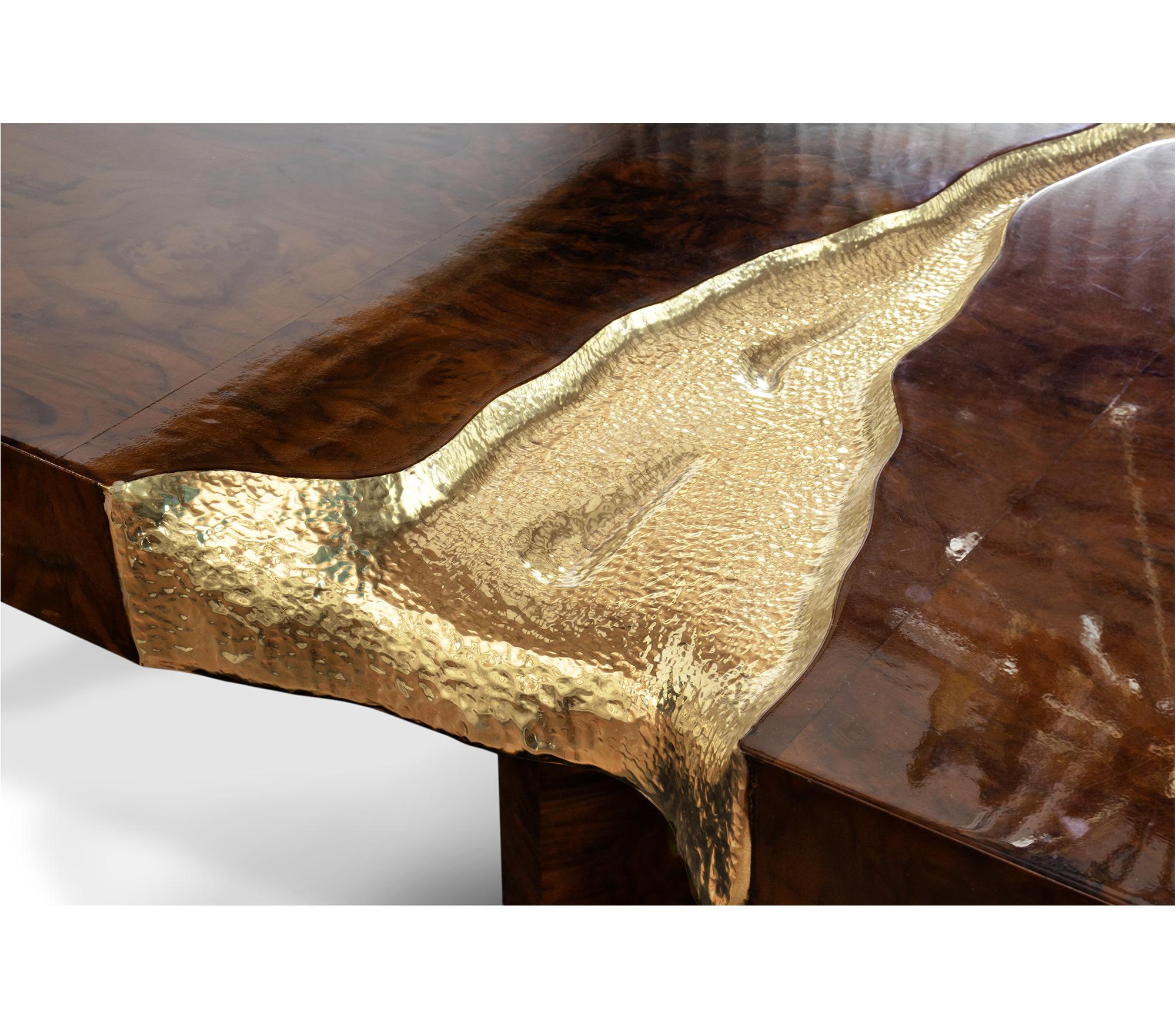 Européen Table « Stonehenge » en bois et métal en vente
