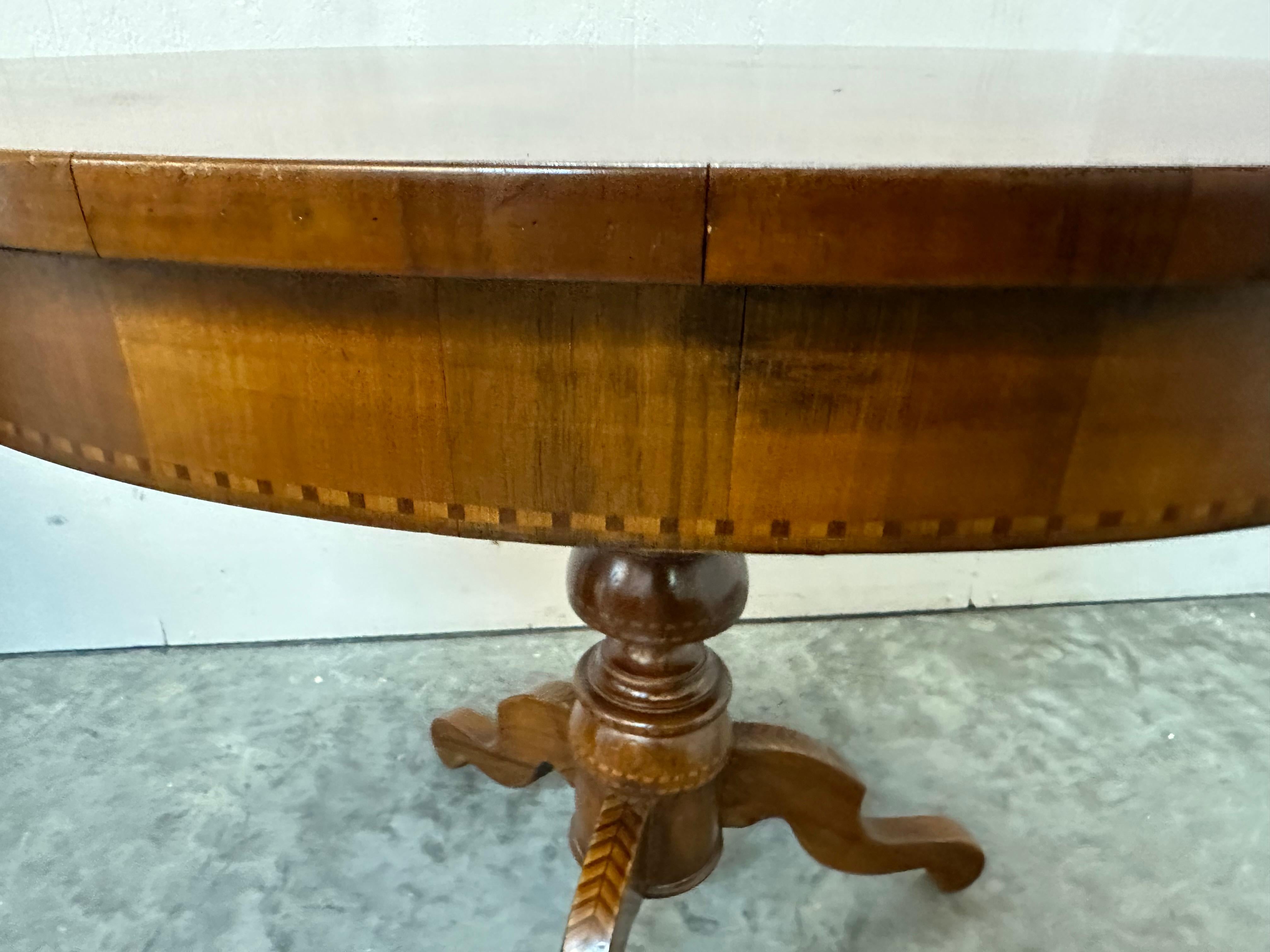 Table in Wood with Saint George For Sale 7