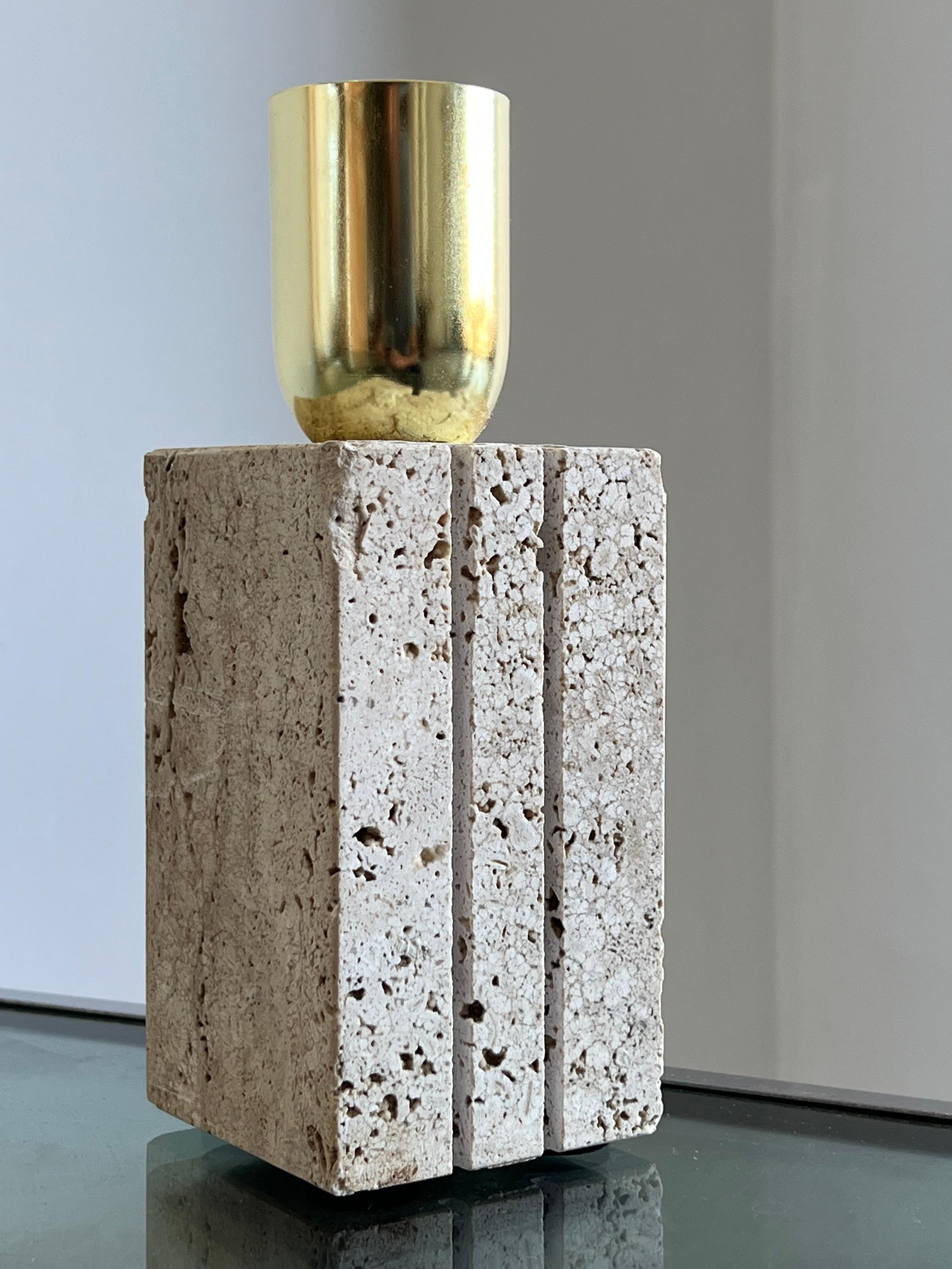 Table Italian Square Table Lamp Made in Travertine by Fratelli Mannelli In Good Condition In Byron Bay, NSW