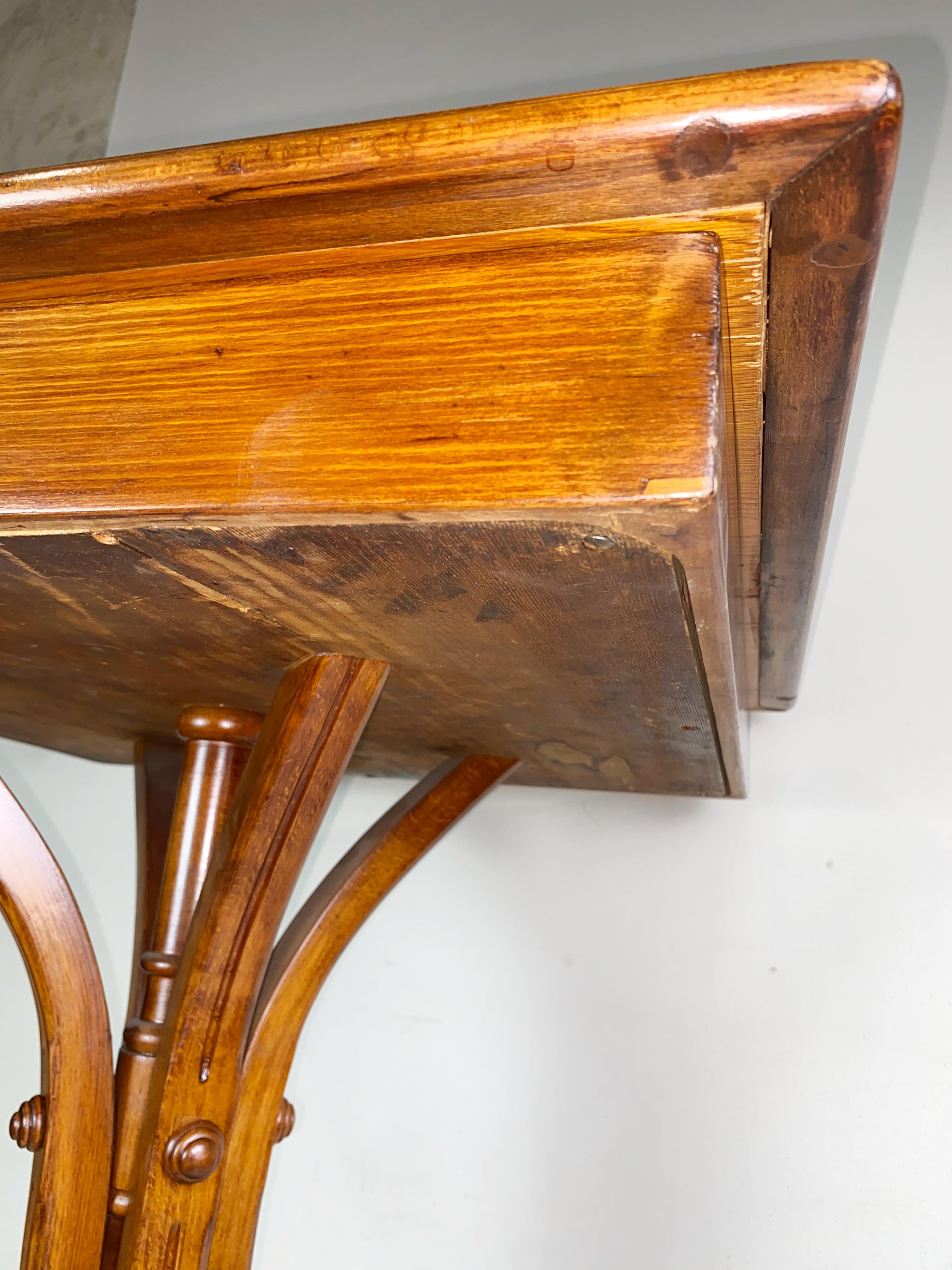 Tabla J&J Kohn, od Thonet en venta 5