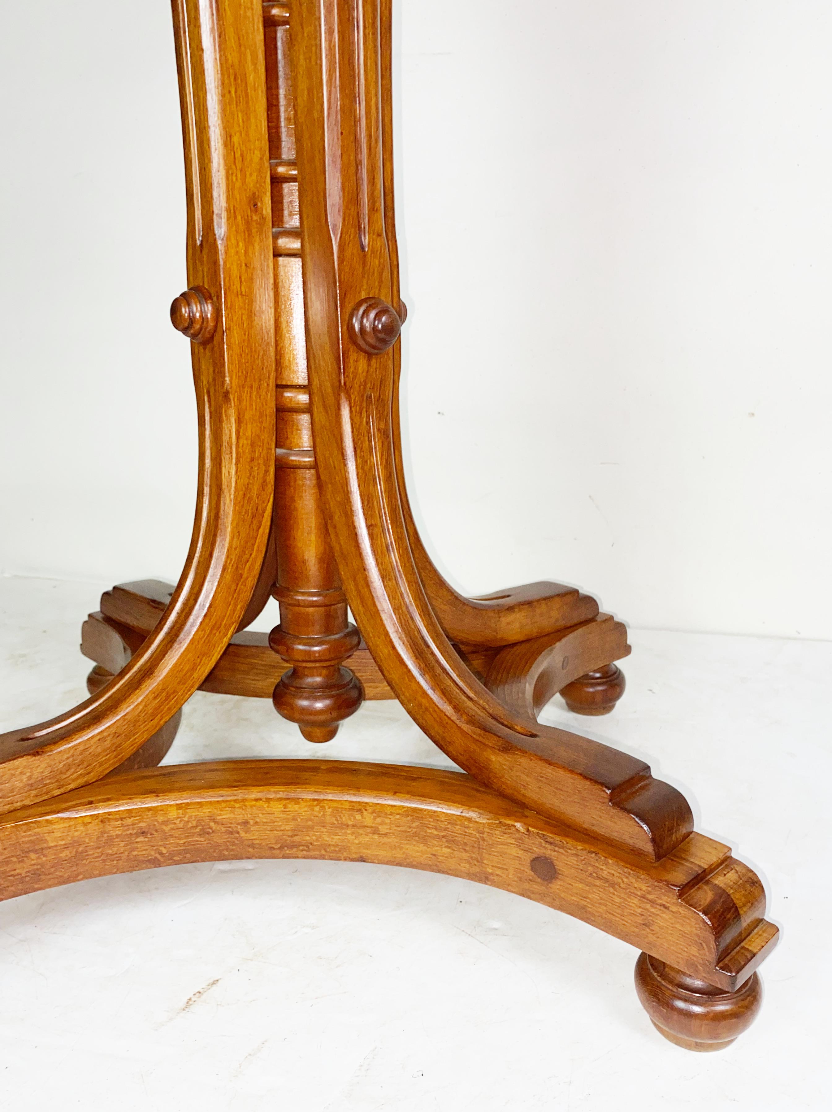 Tabla J&J Kohn, od Thonet en venta 1