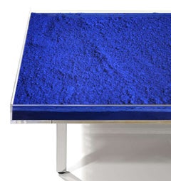 Table Klein Blue d'Yves Klein