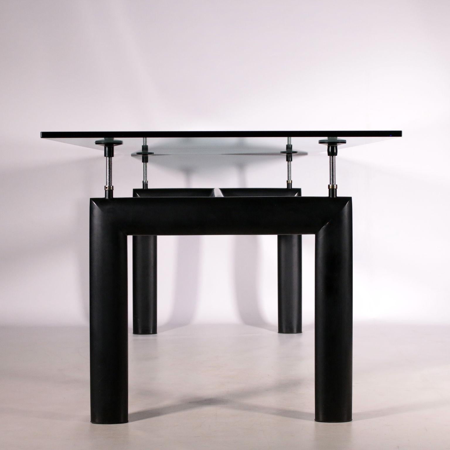 Table, Lacquered Metal and Crystal, Italy 1974 Le Corbusier, Cassina 4