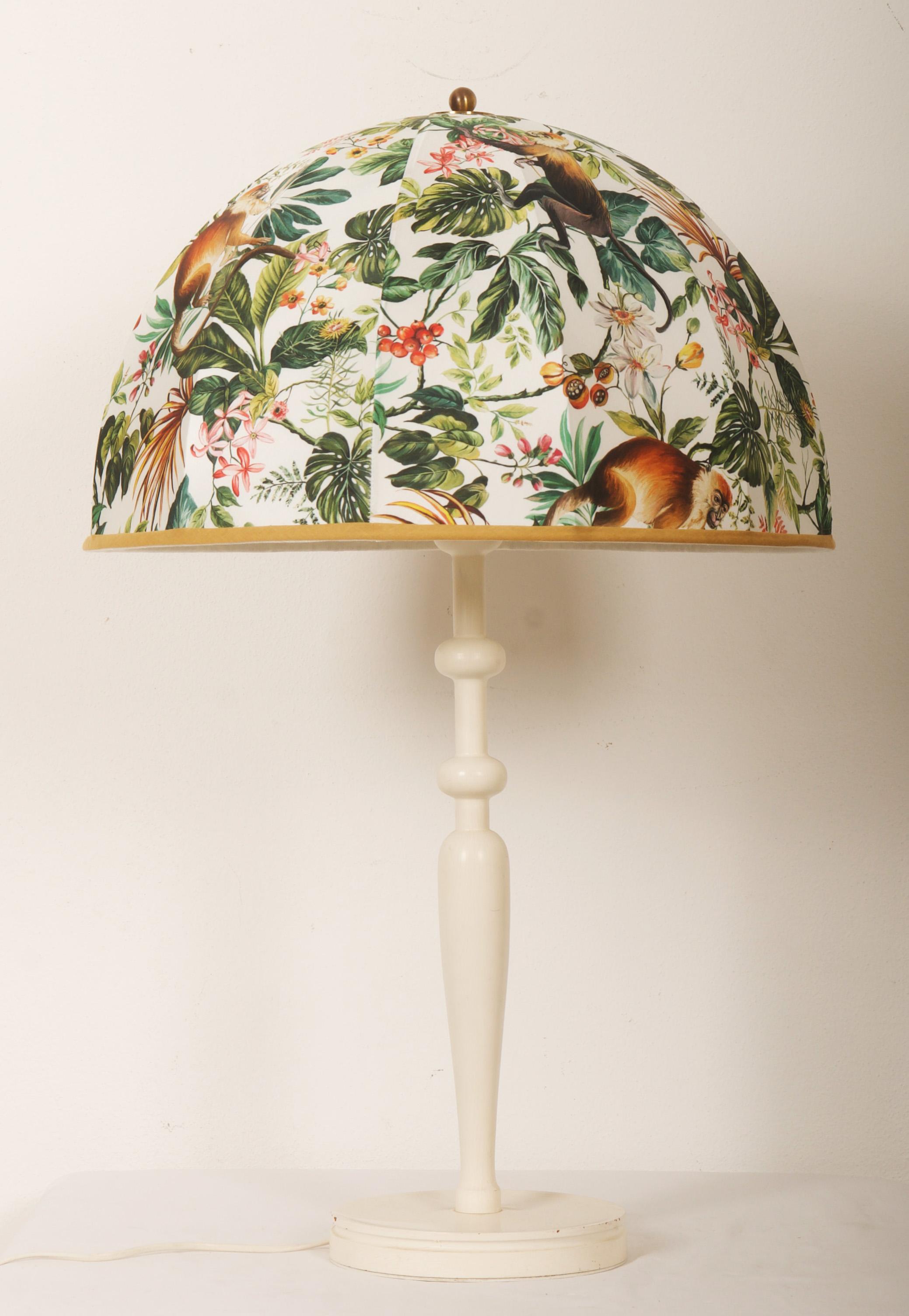 Scandinavian Modern Table Lamp 2563 White by Josef Frank For Sale
